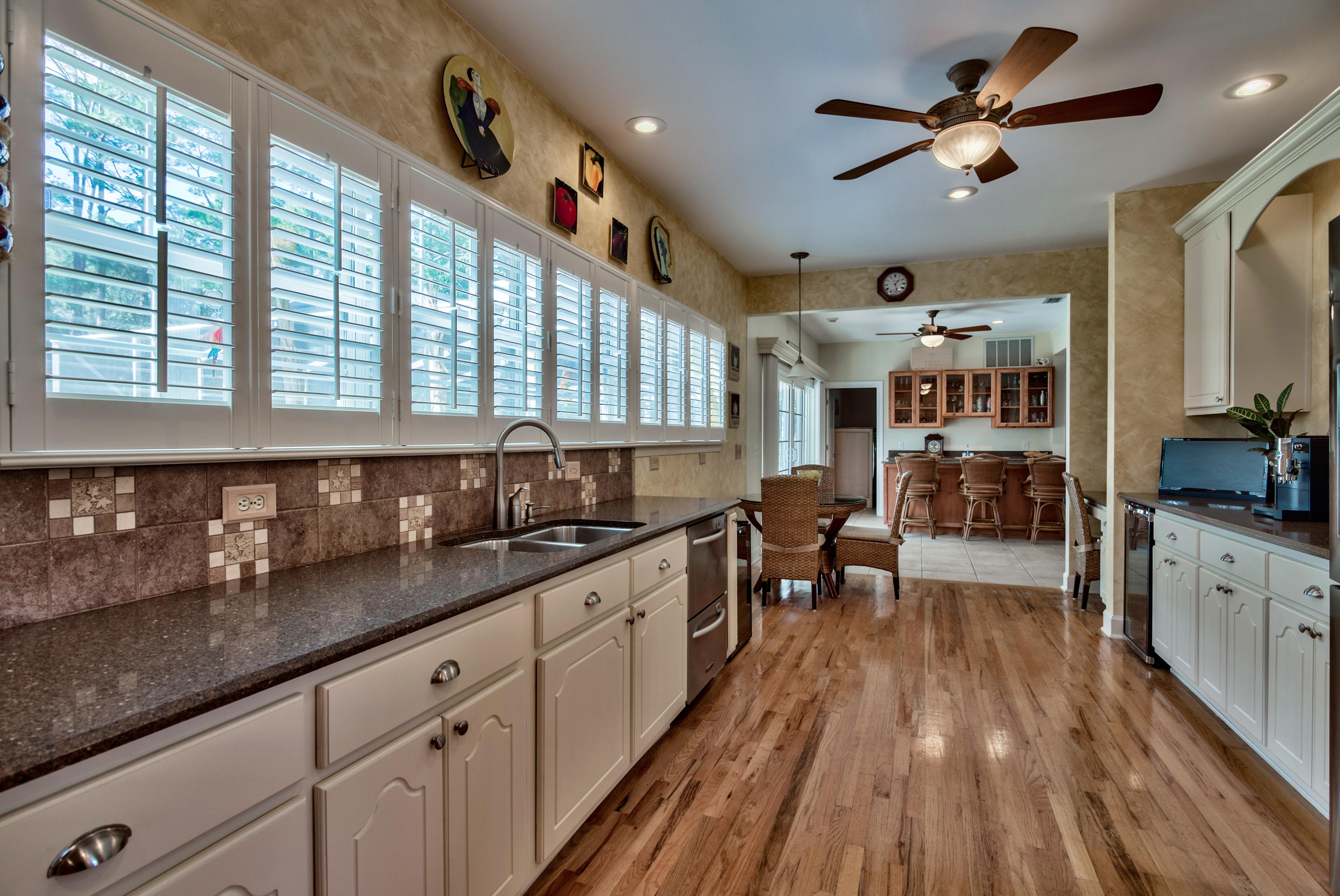 HEWETT BAYOU - Residential