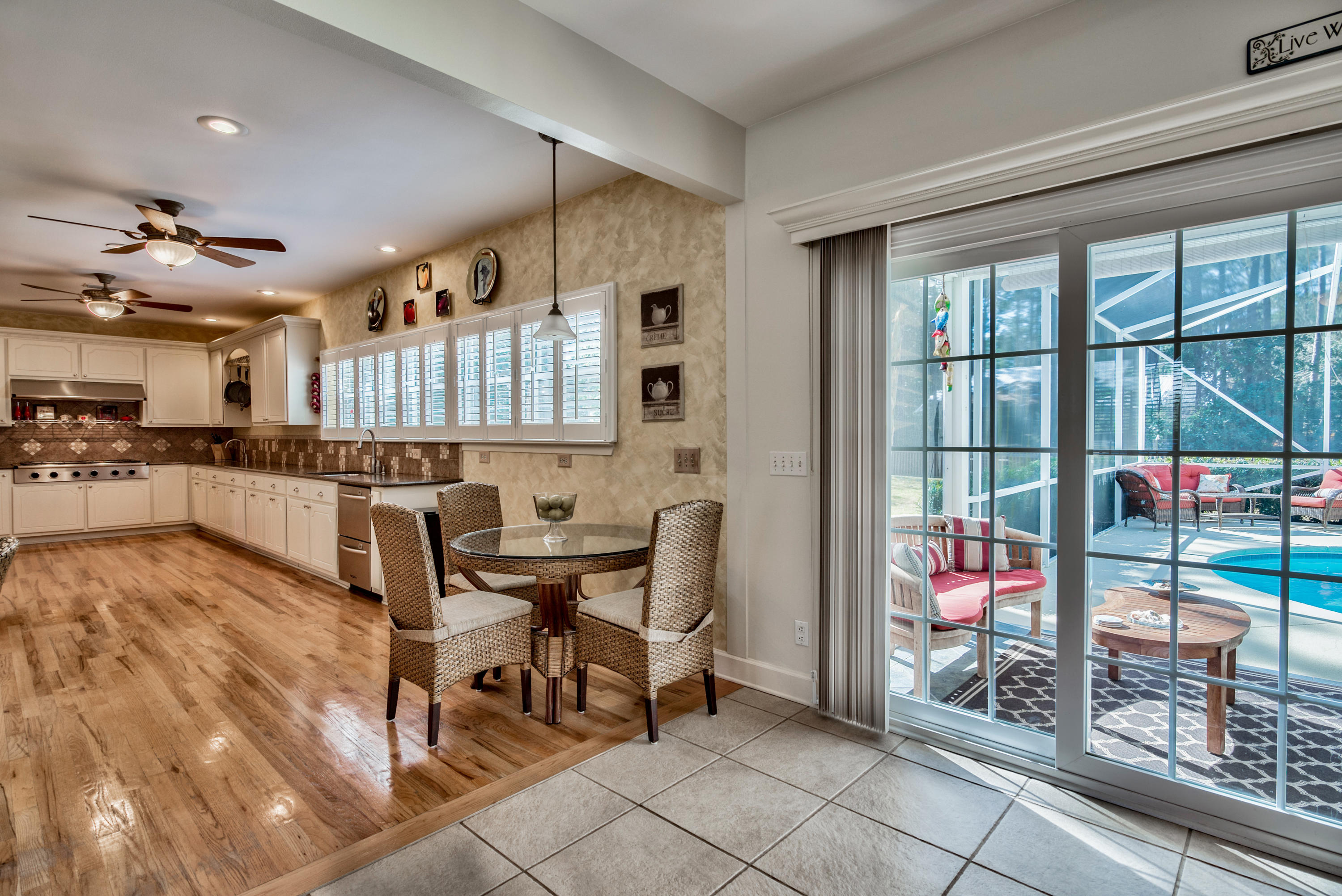 HEWETT BAYOU - Residential