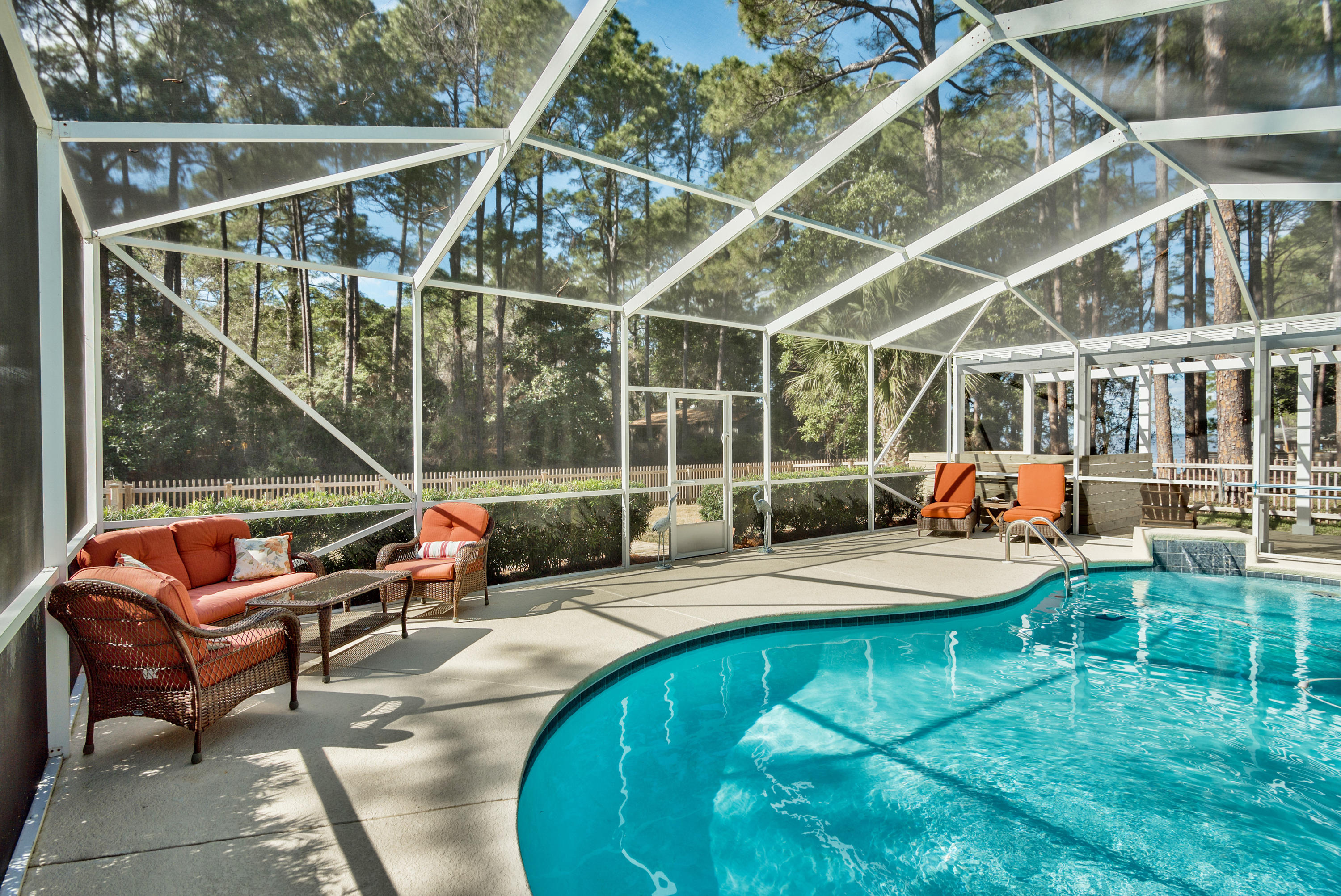 HEWETT BAYOU - Residential