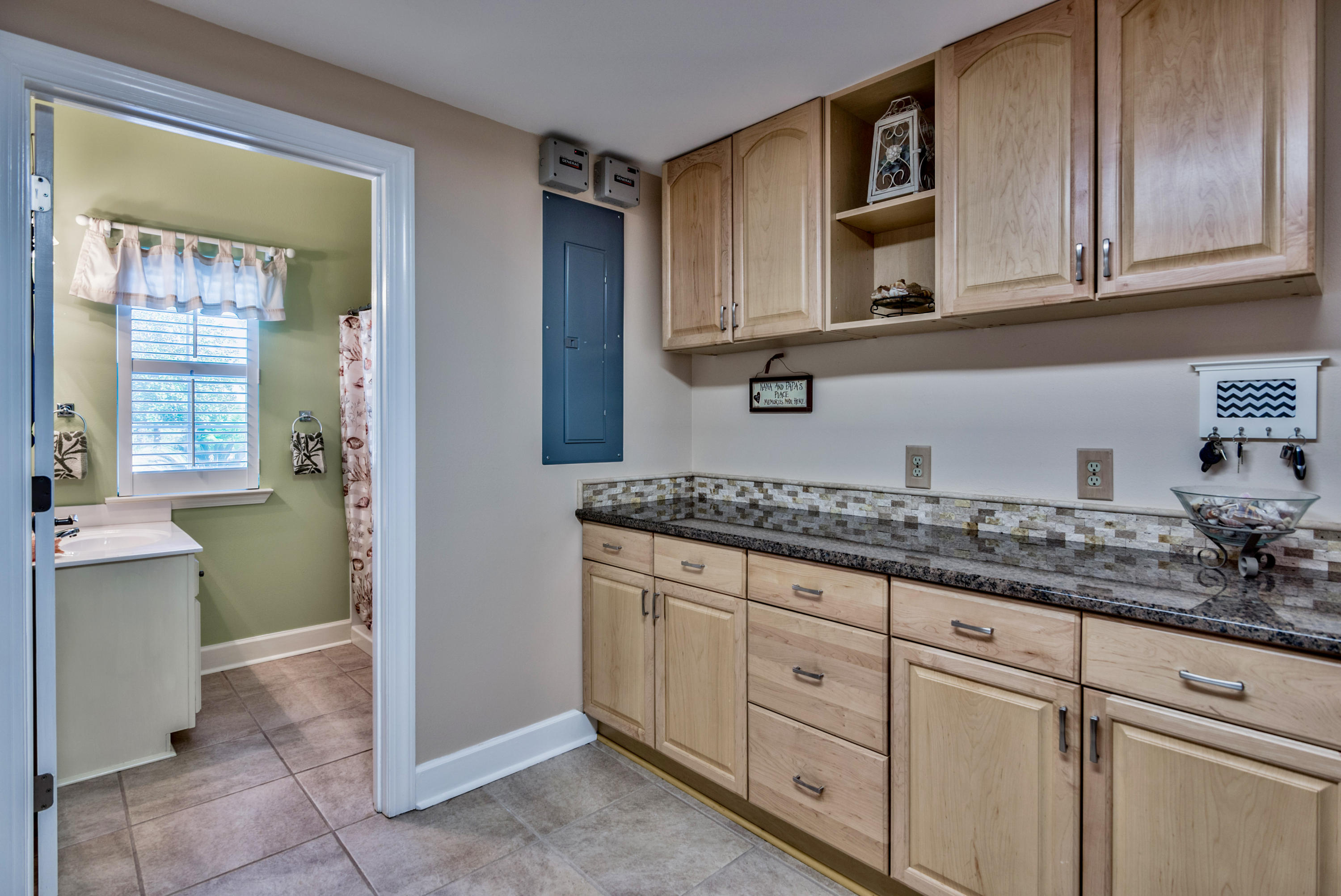 HEWETT BAYOU - Residential