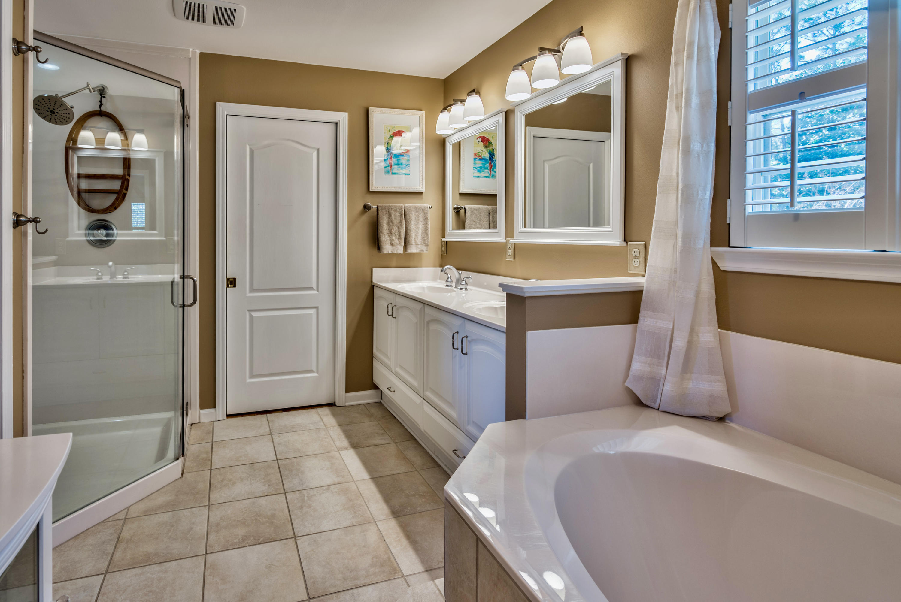 HEWETT BAYOU - Residential