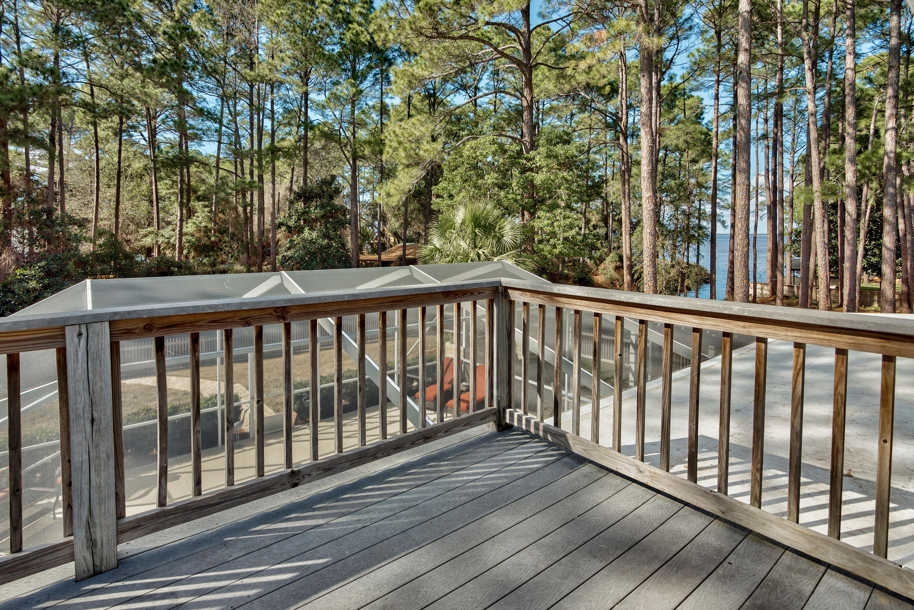 HEWETT BAYOU - Residential