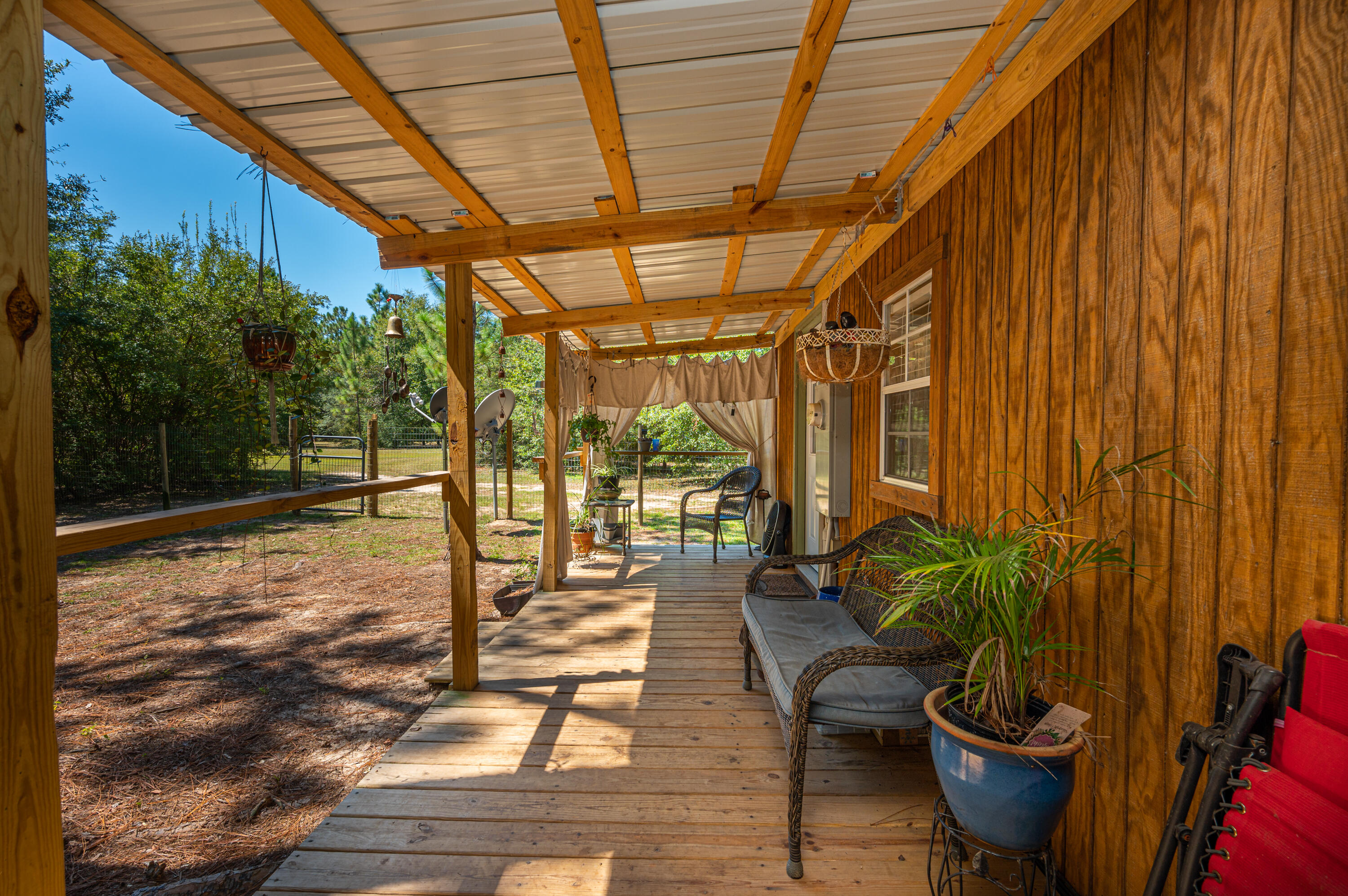 METES & BOUNDS - Farm