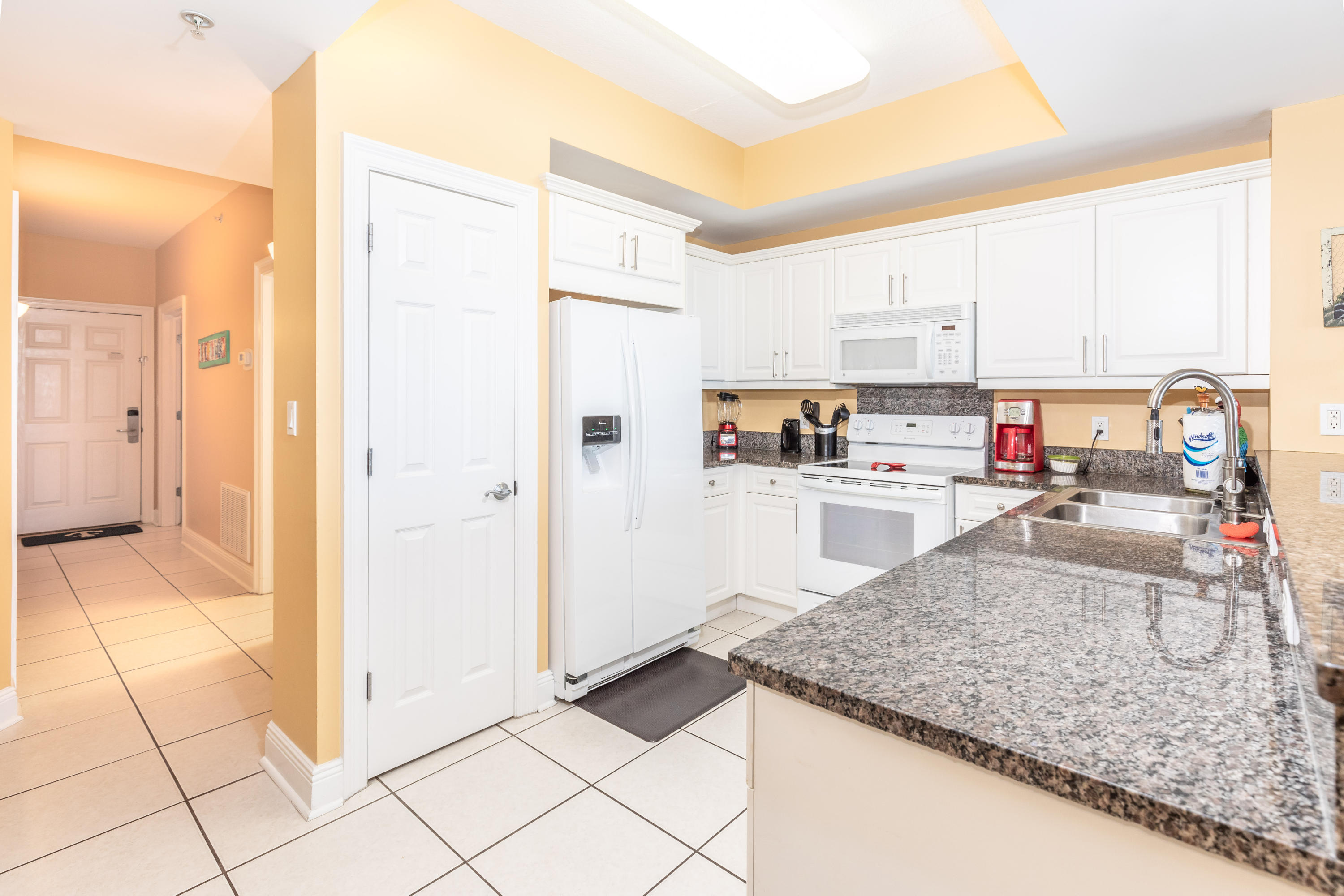 SUMMER PLACE - Residential