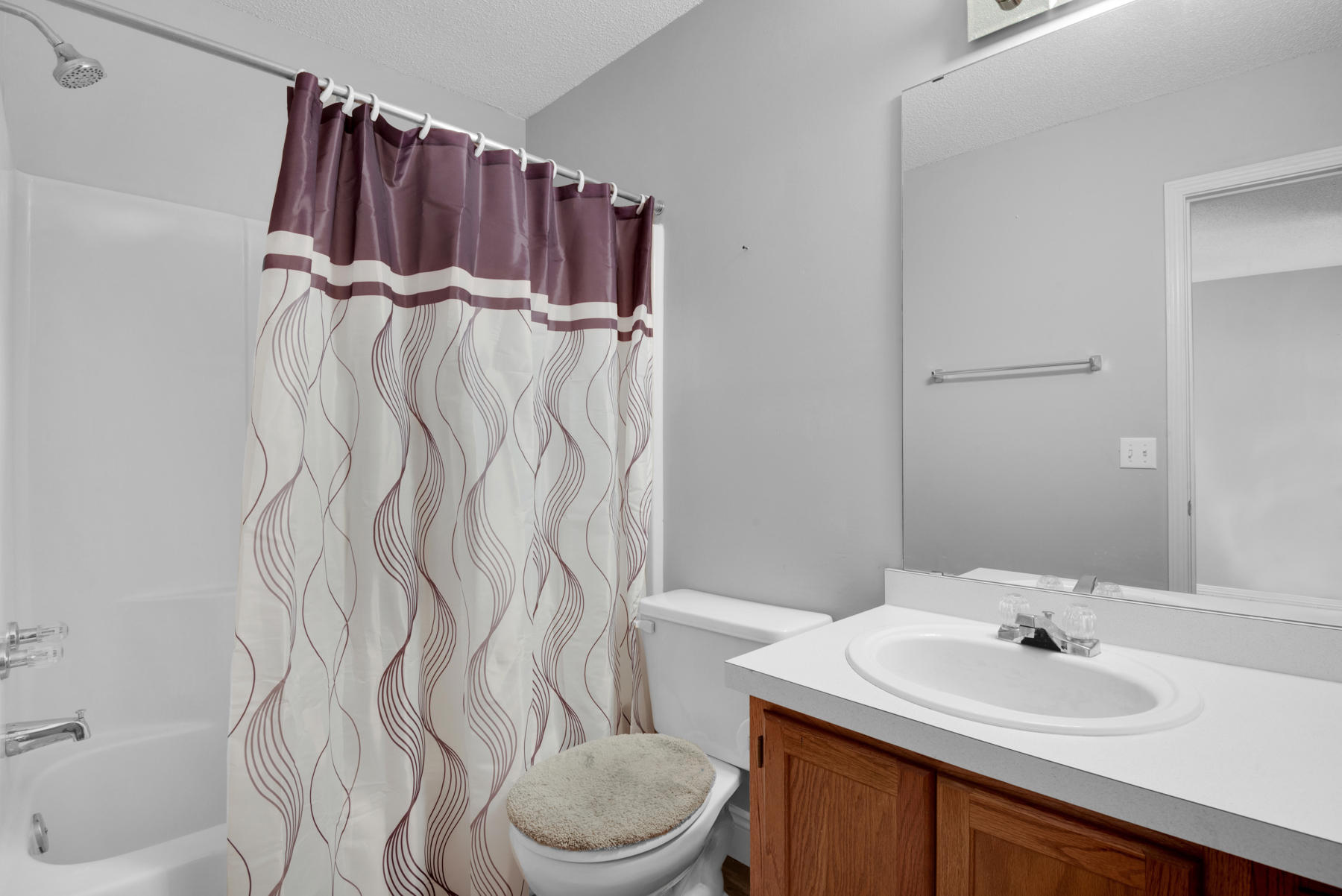 SCHNEIDER DRIVE T/H - Residential