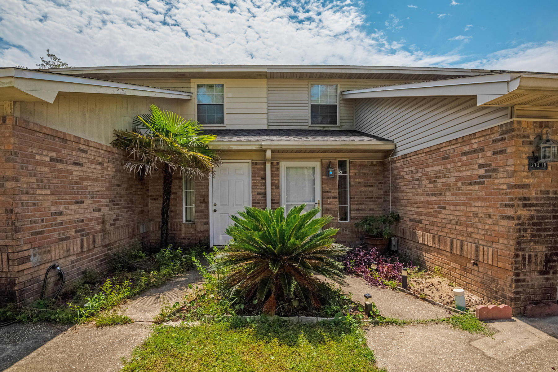 SCHNEIDER DRIVE T/H - Residential