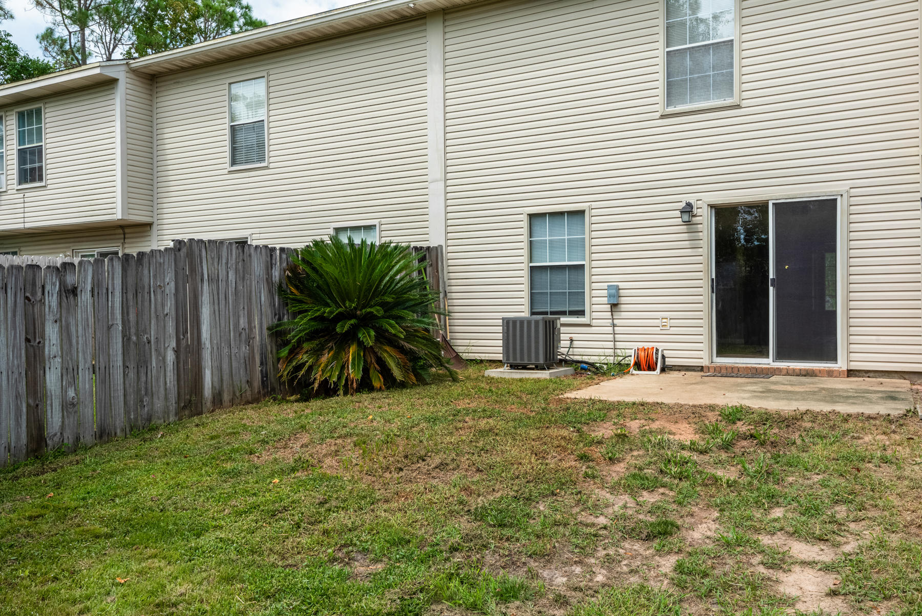 SCHNEIDER DRIVE T/H - Residential