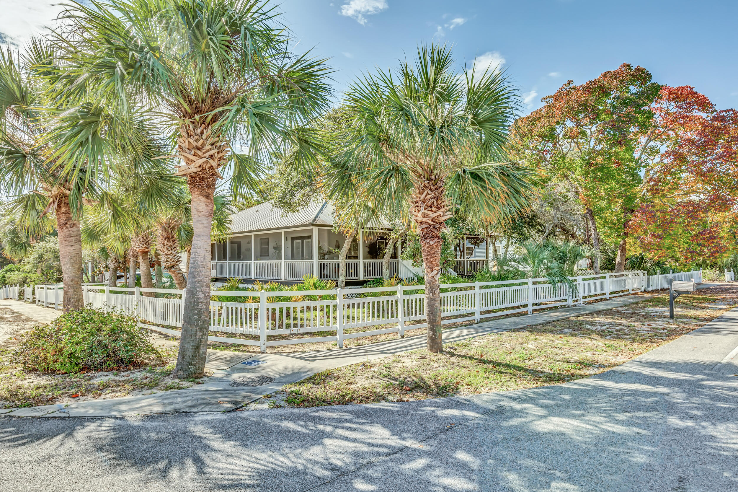 CRYSTAL BEACH - Residential