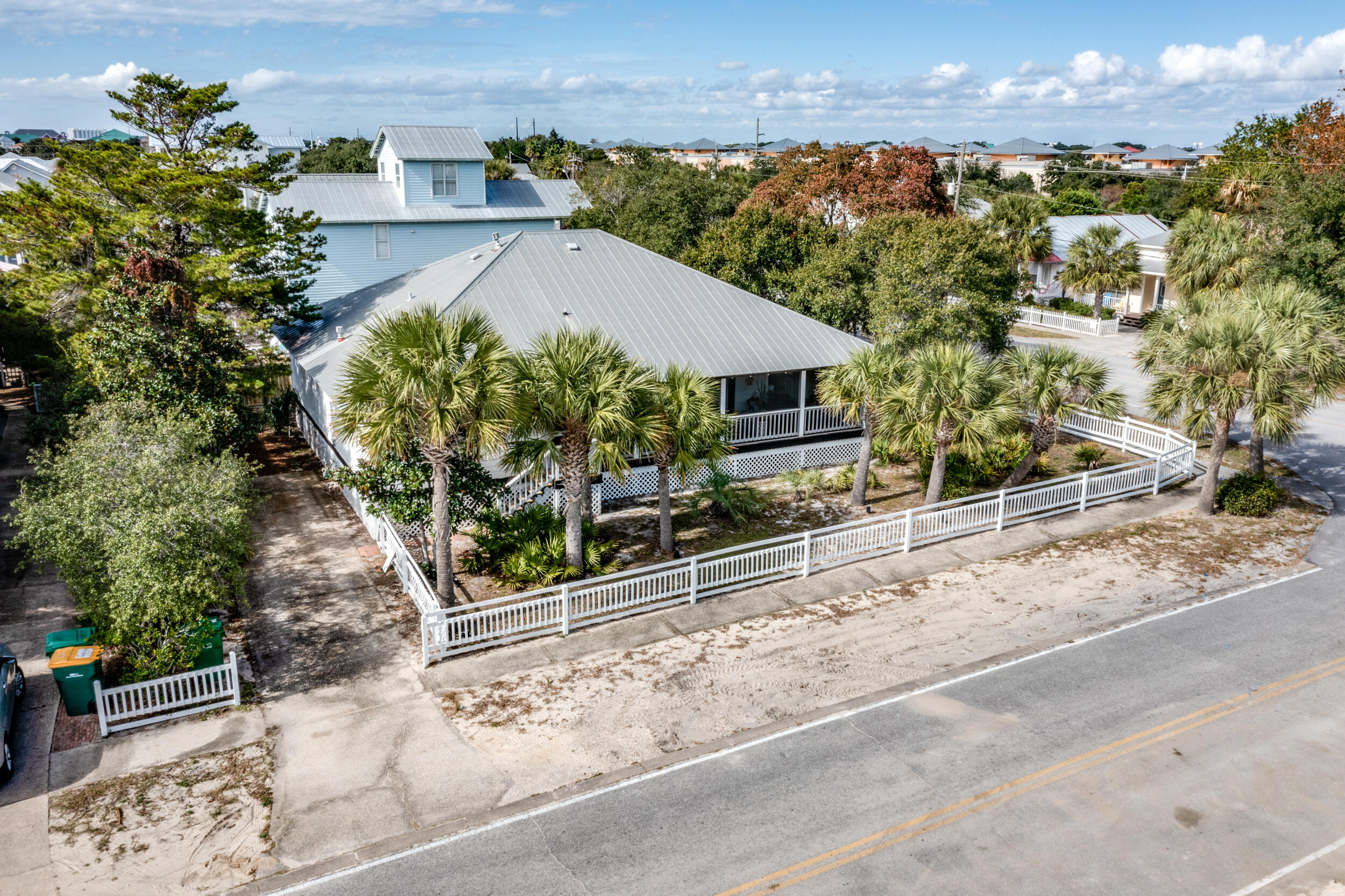 CRYSTAL BEACH - Residential