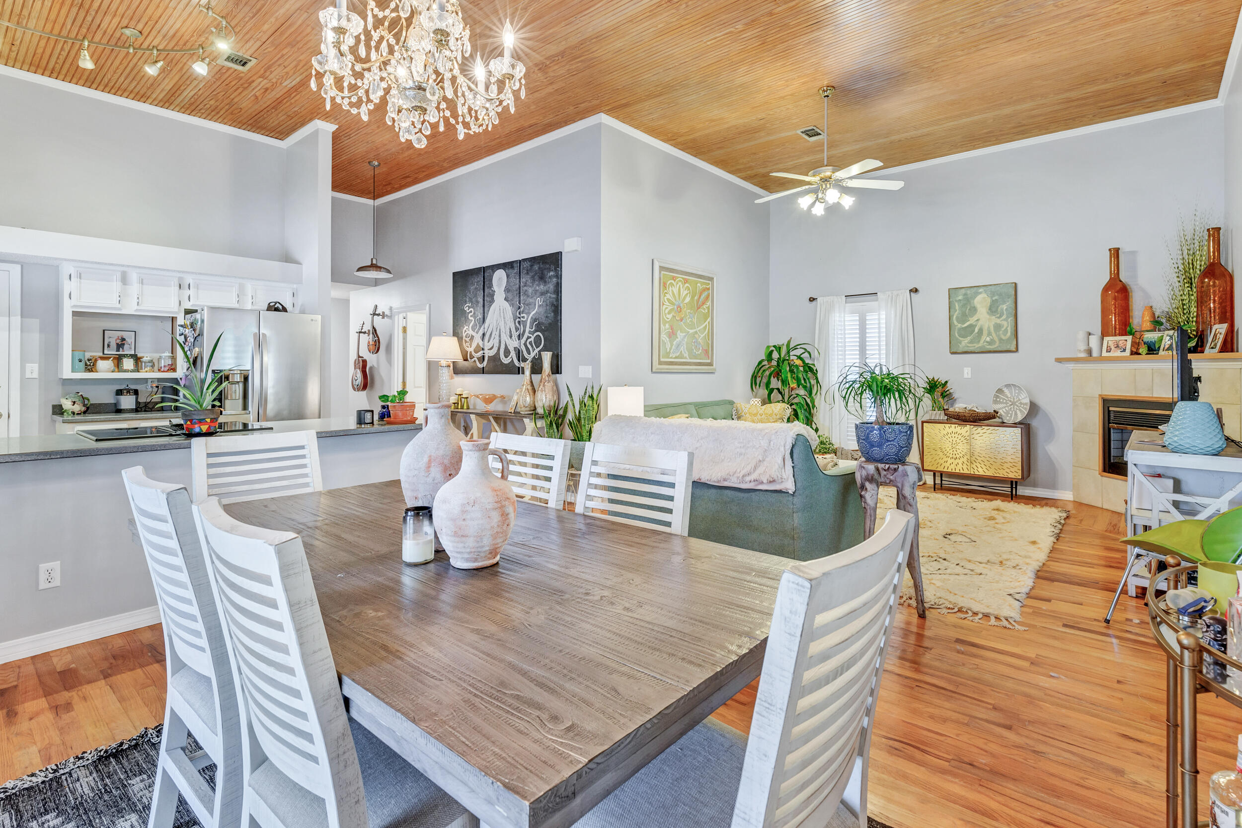 CRYSTAL BEACH - Residential