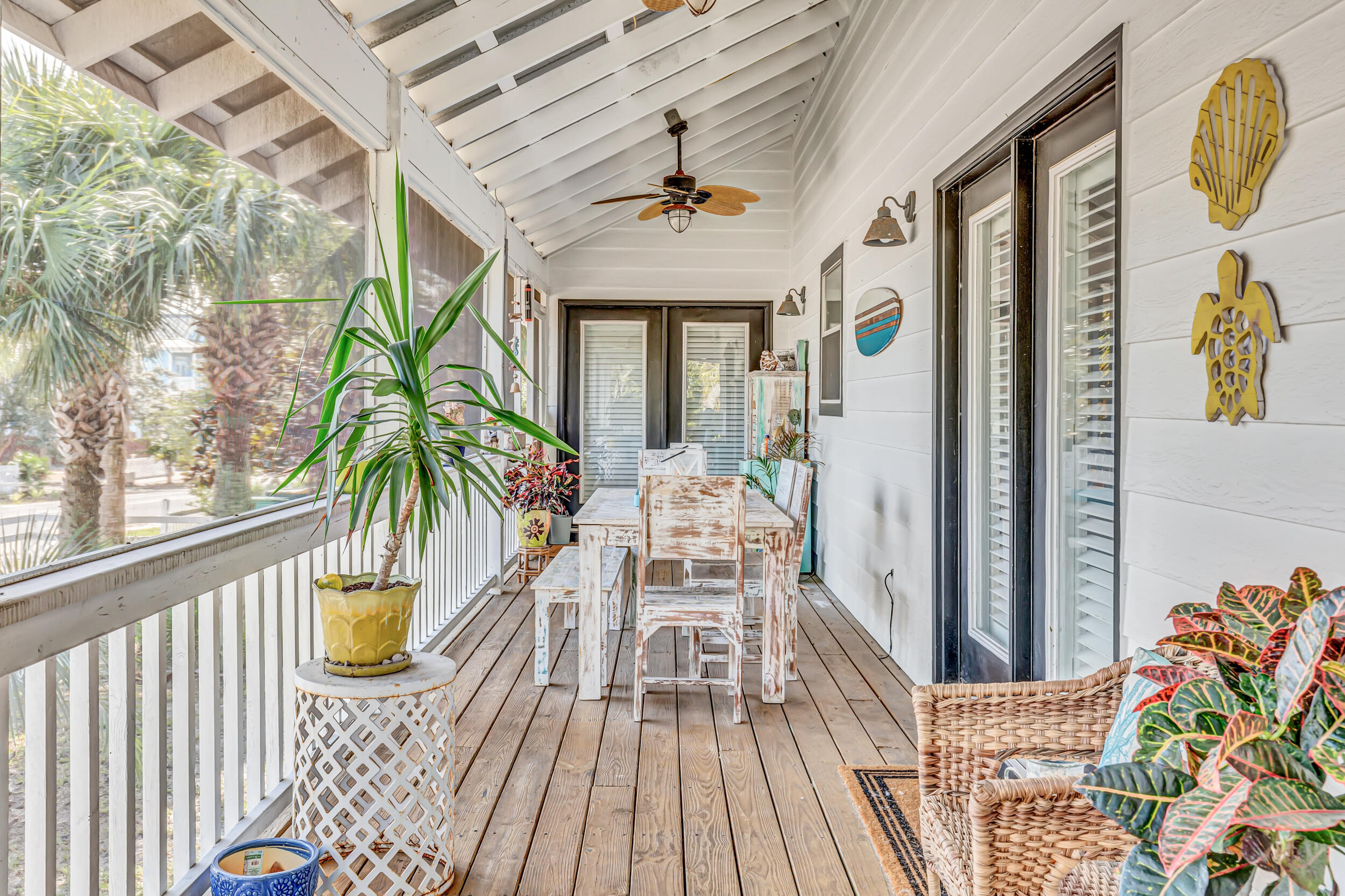 CRYSTAL BEACH - Residential
