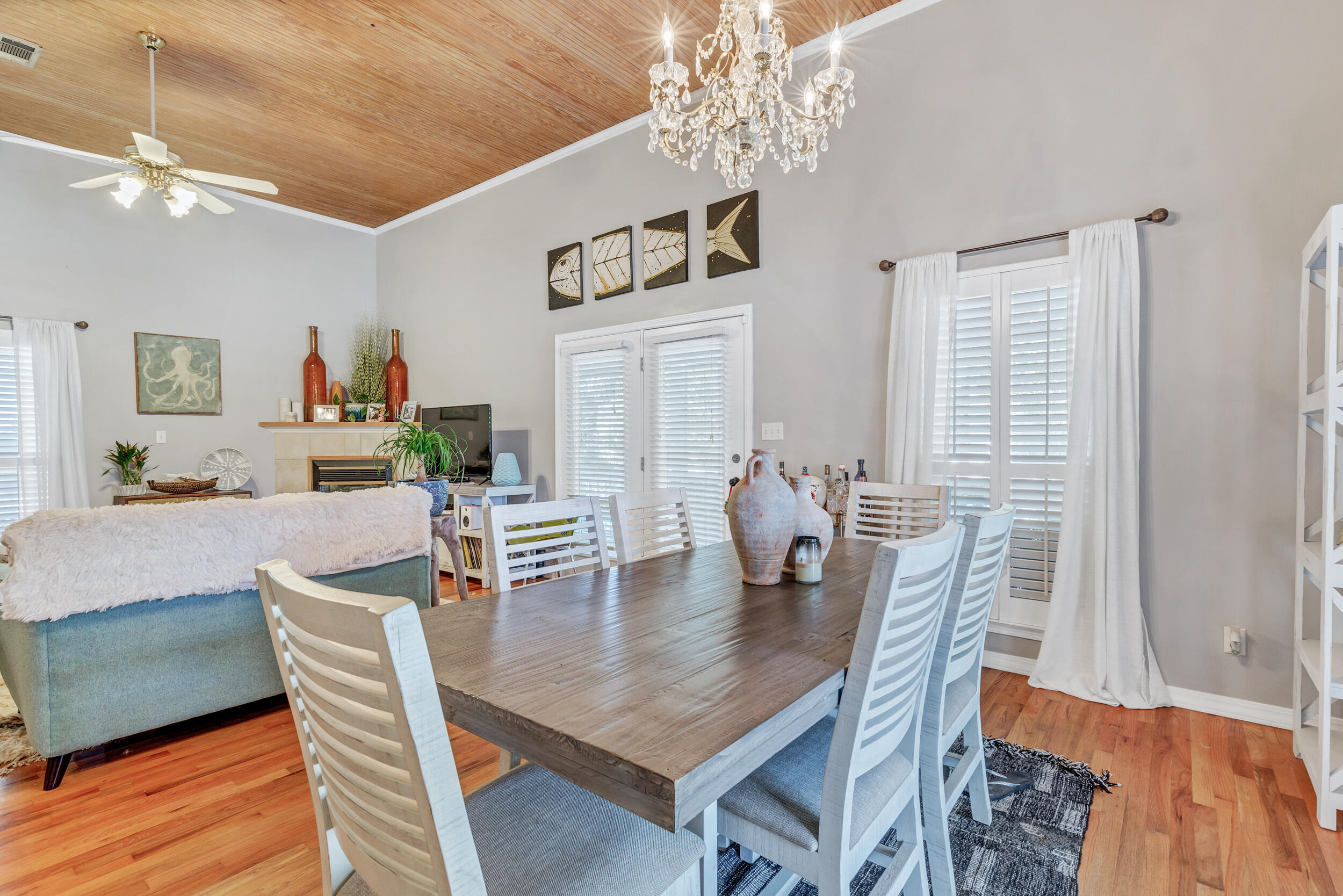 CRYSTAL BEACH - Residential