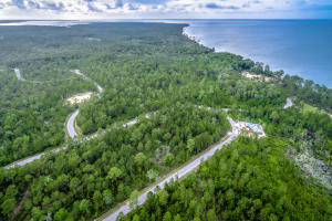 SECLUSION BAY - Land