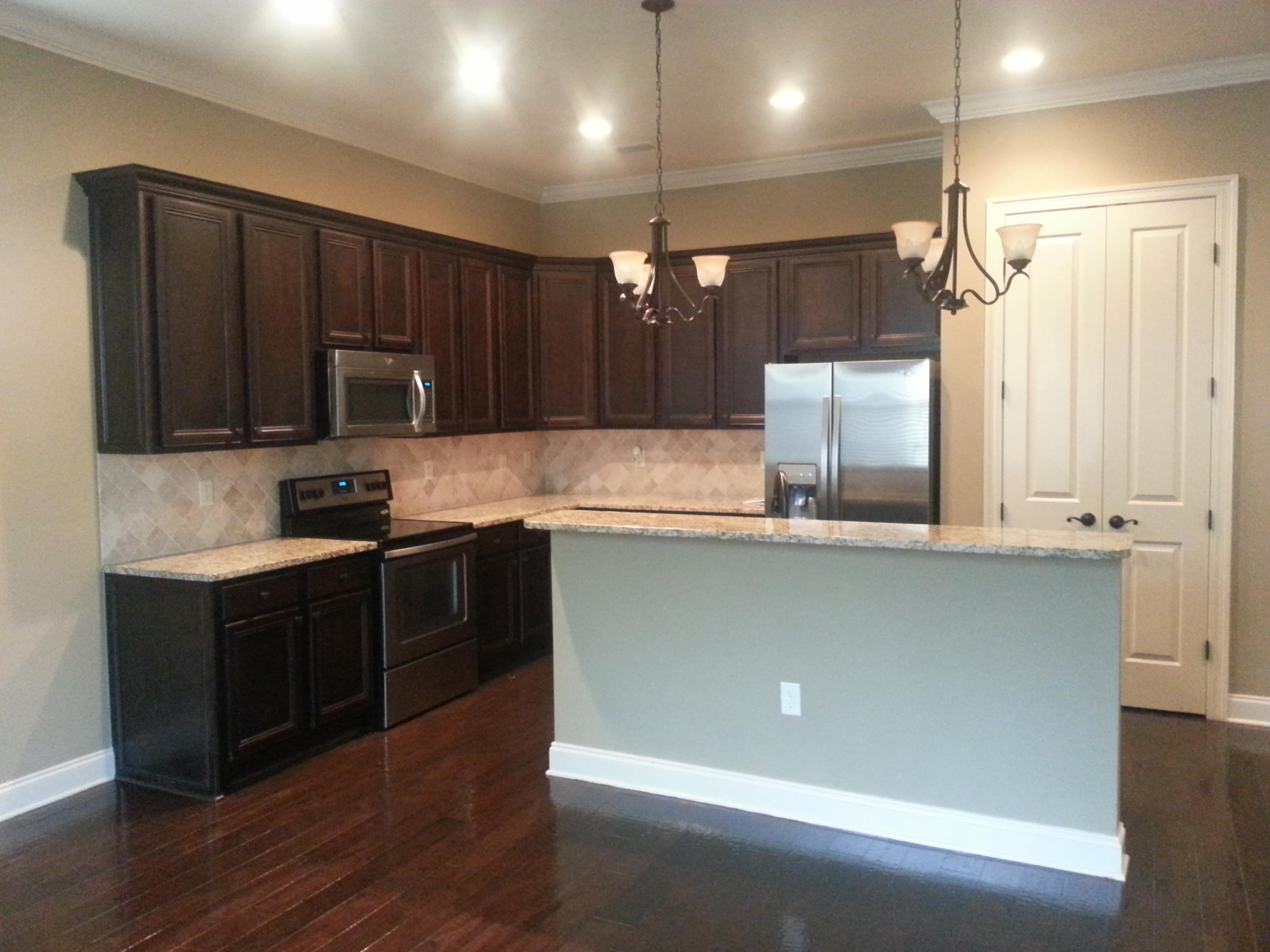 MAGNOLIA WOODS - Residential