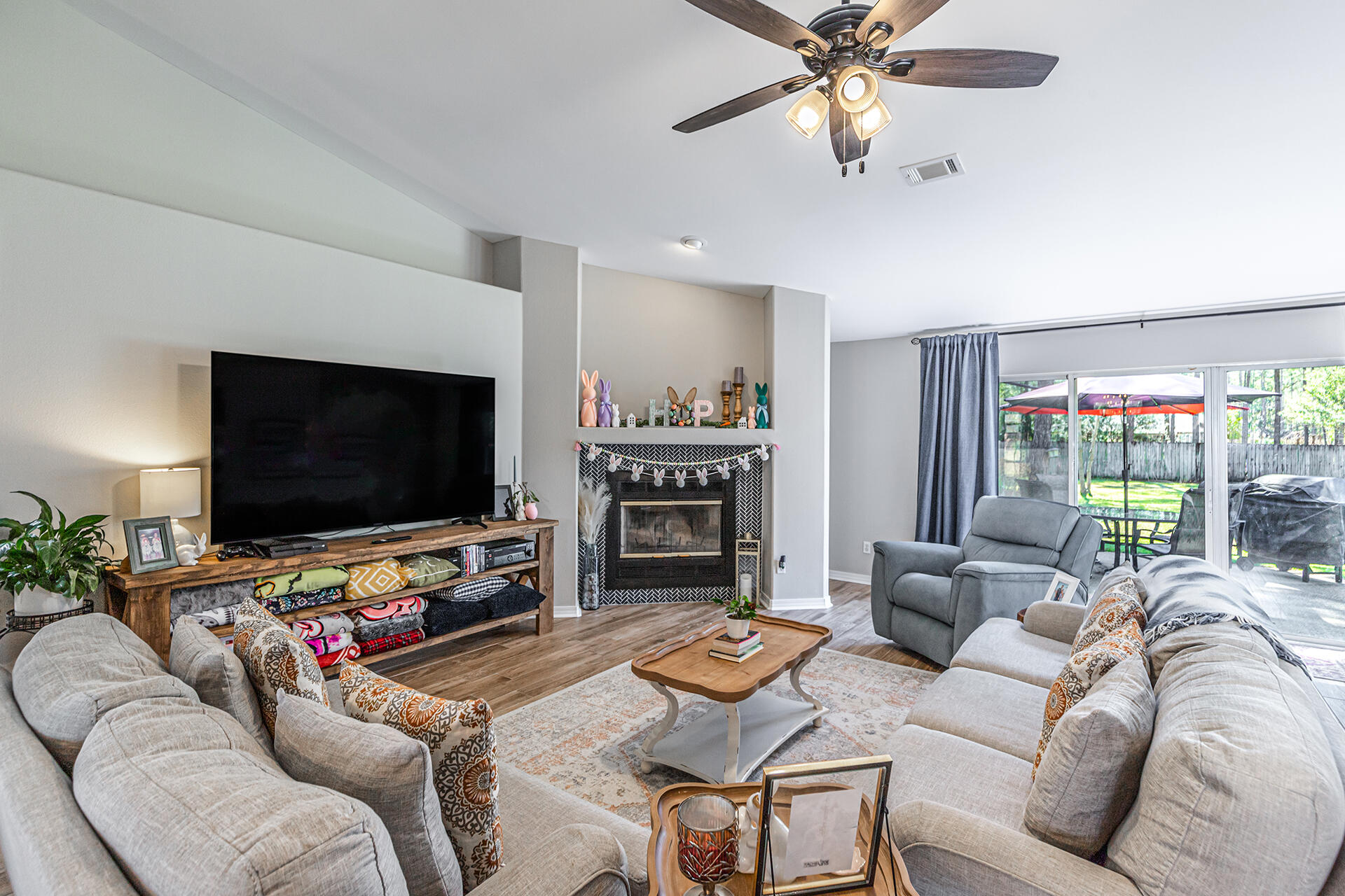 HOLLEY BY THE SEA - Residential