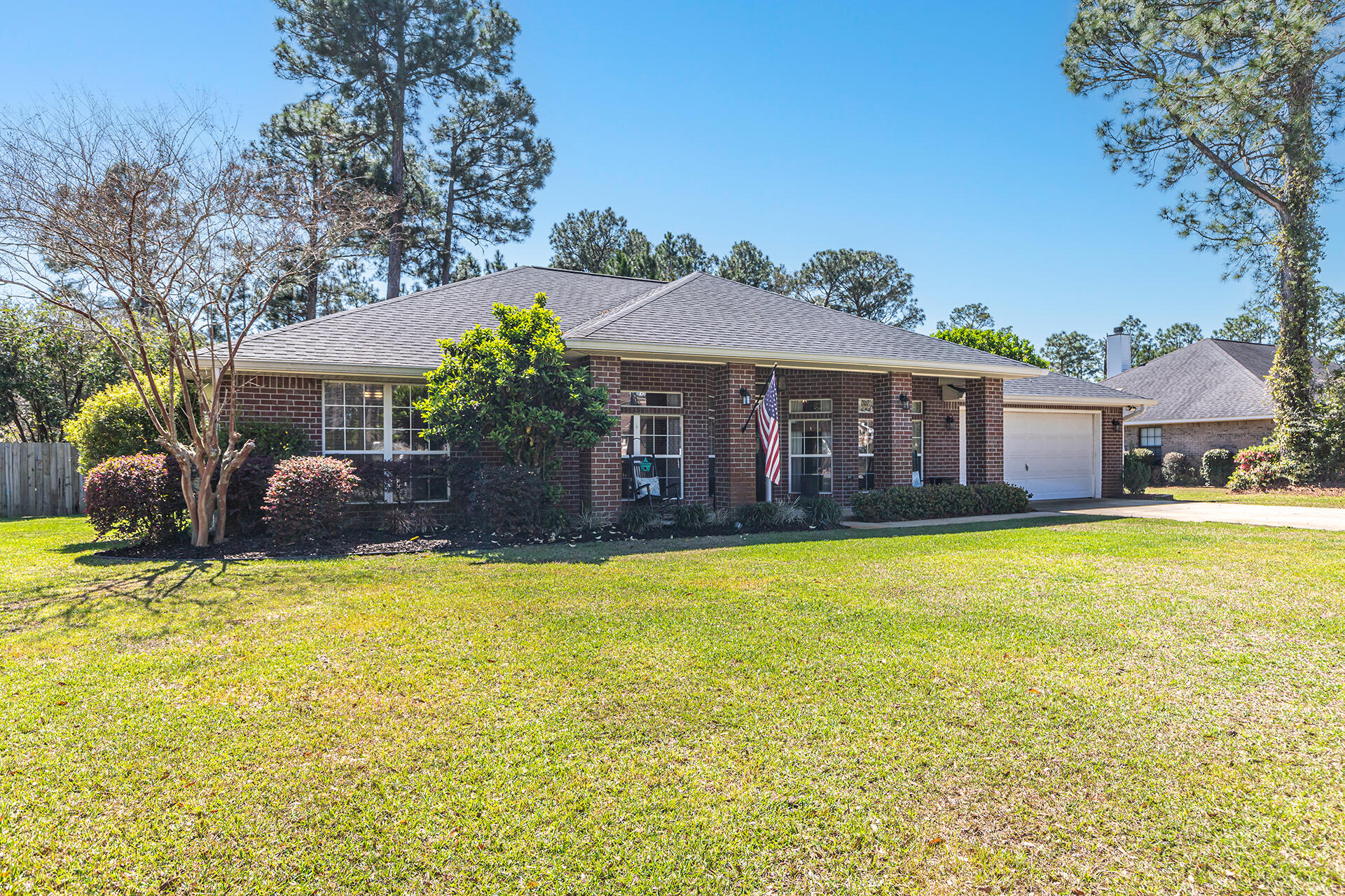 HOLLEY BY THE SEA - Residential