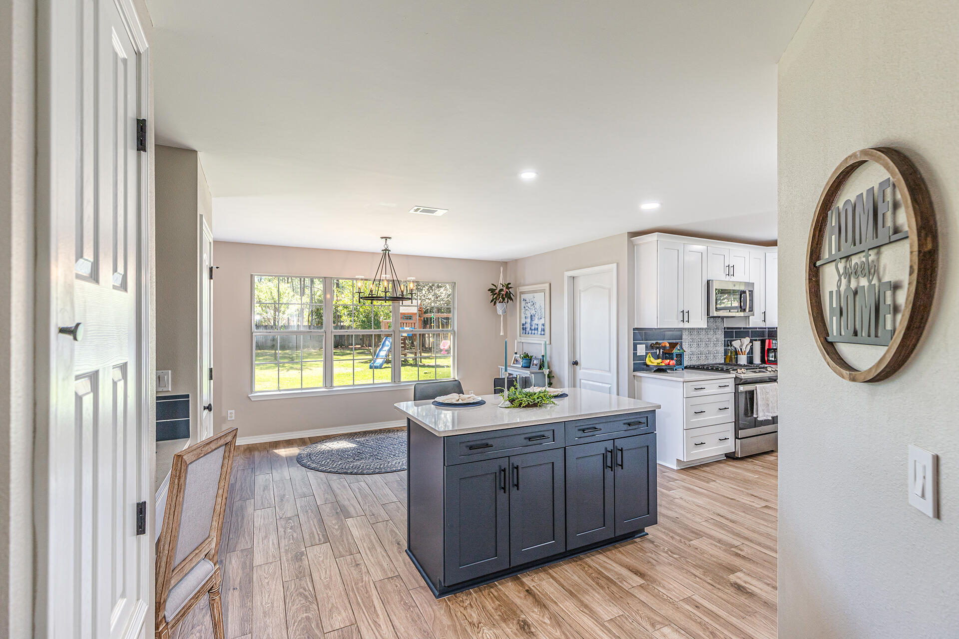 HOLLEY BY THE SEA - Residential