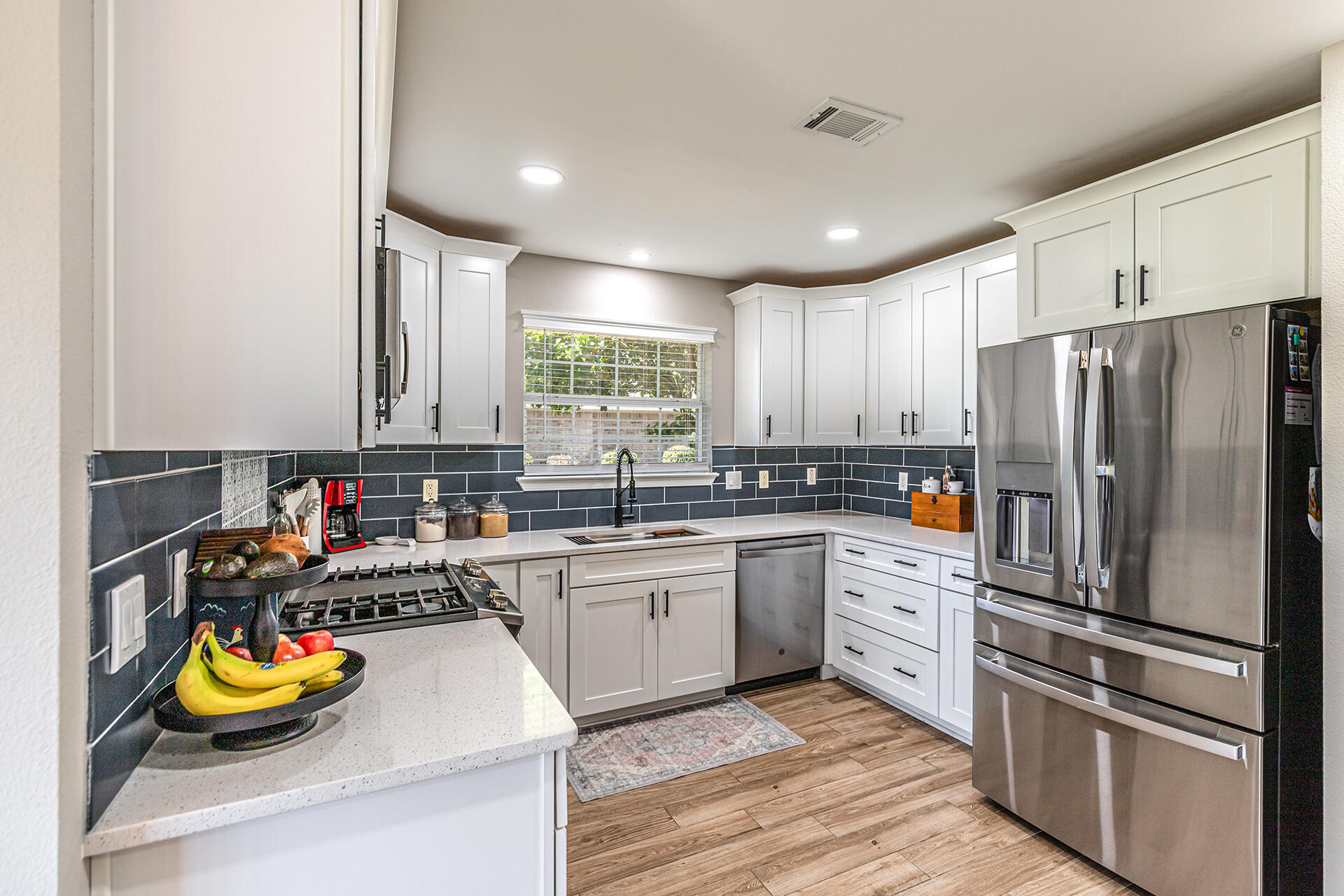 HOLLEY BY THE SEA - Residential