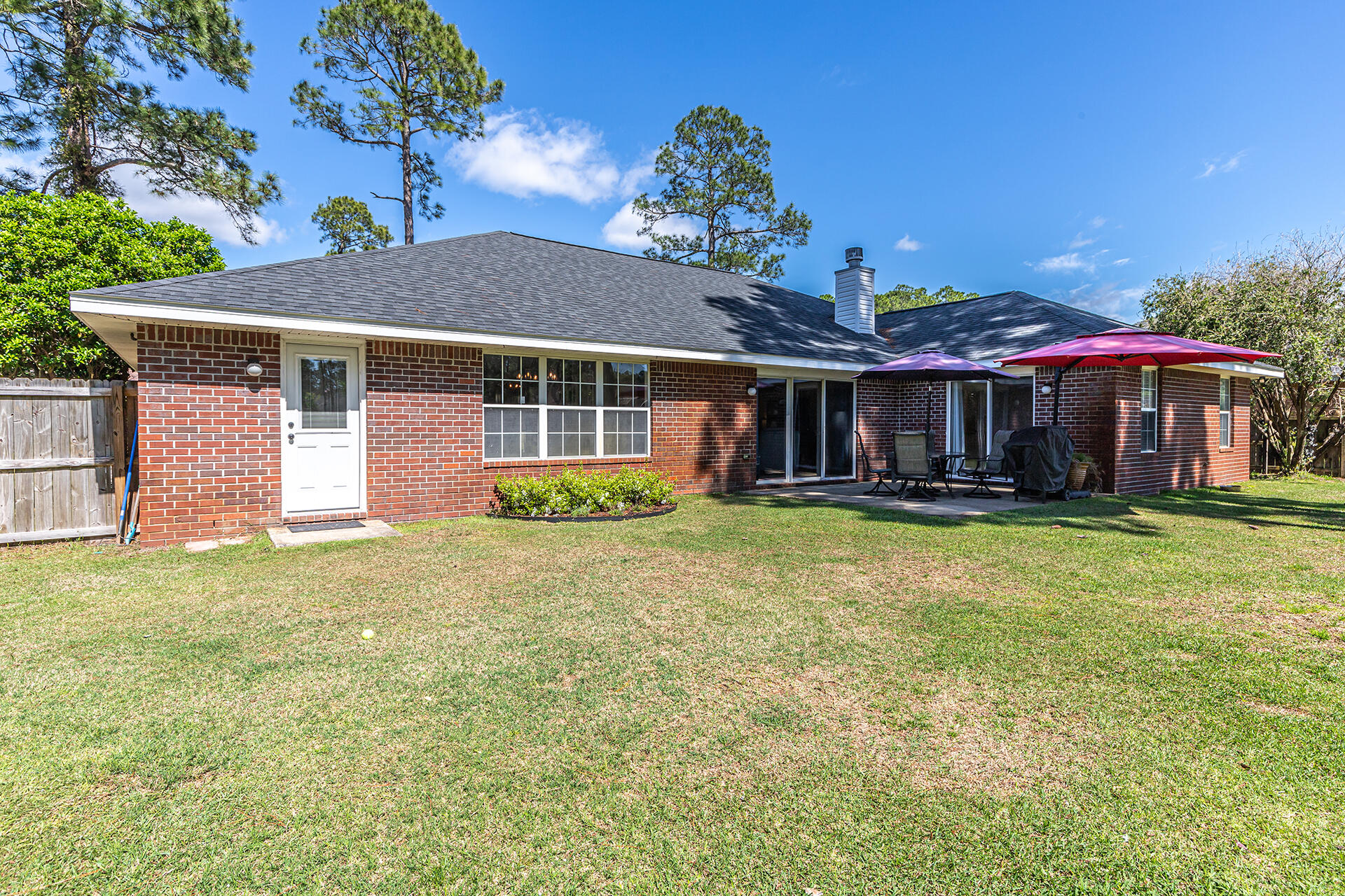 HOLLEY BY THE SEA - Residential