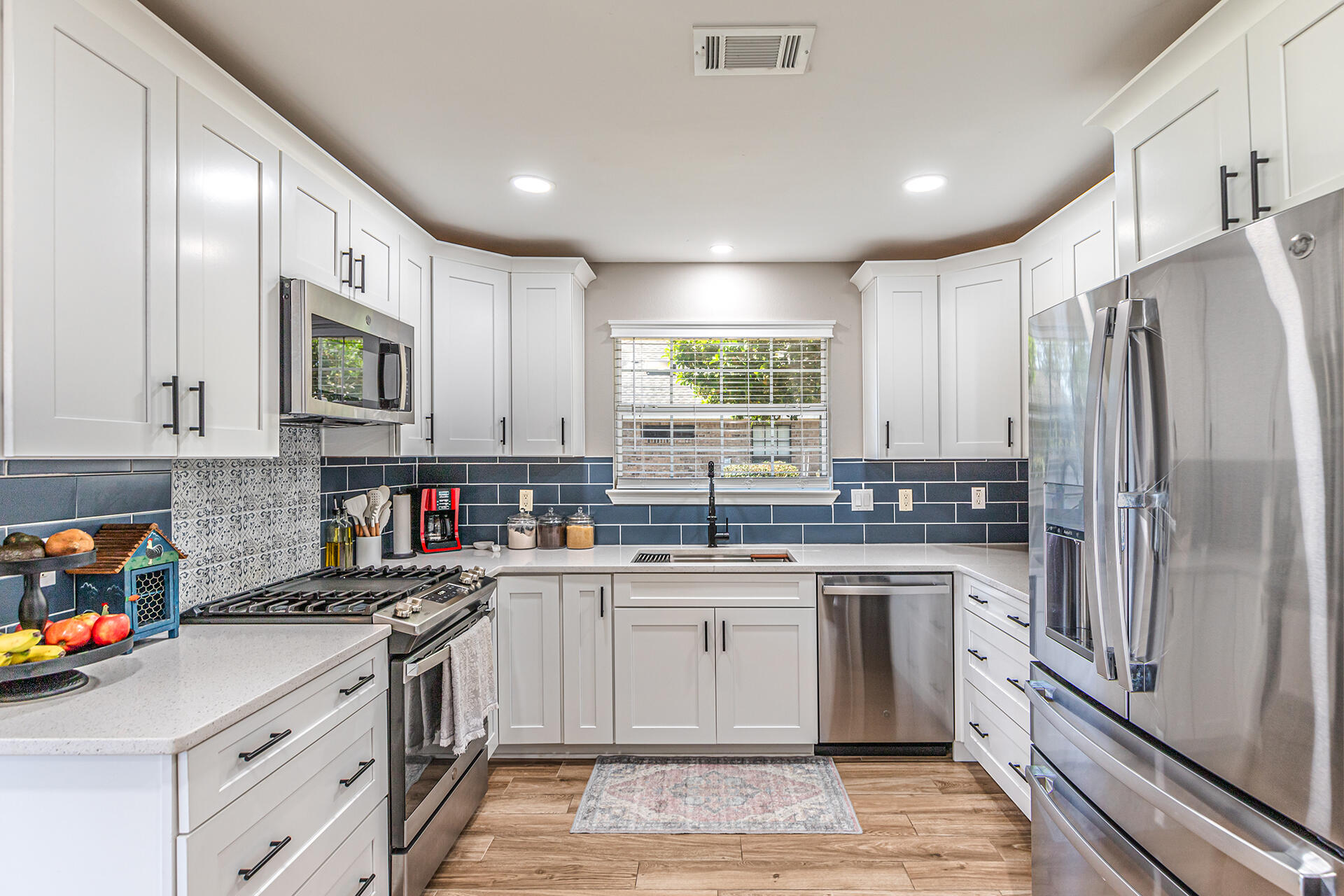 HOLLEY BY THE SEA - Residential