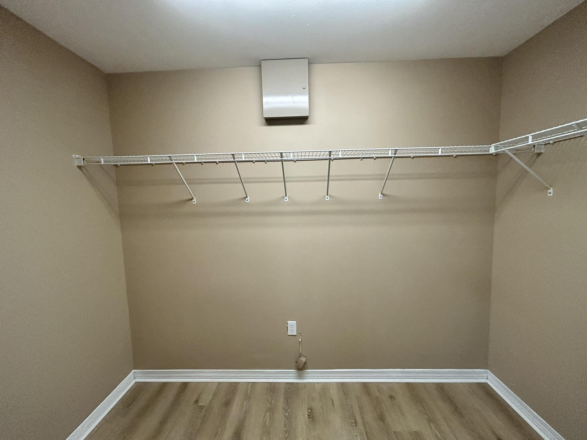 METES & BOUNDS - Residential Lease