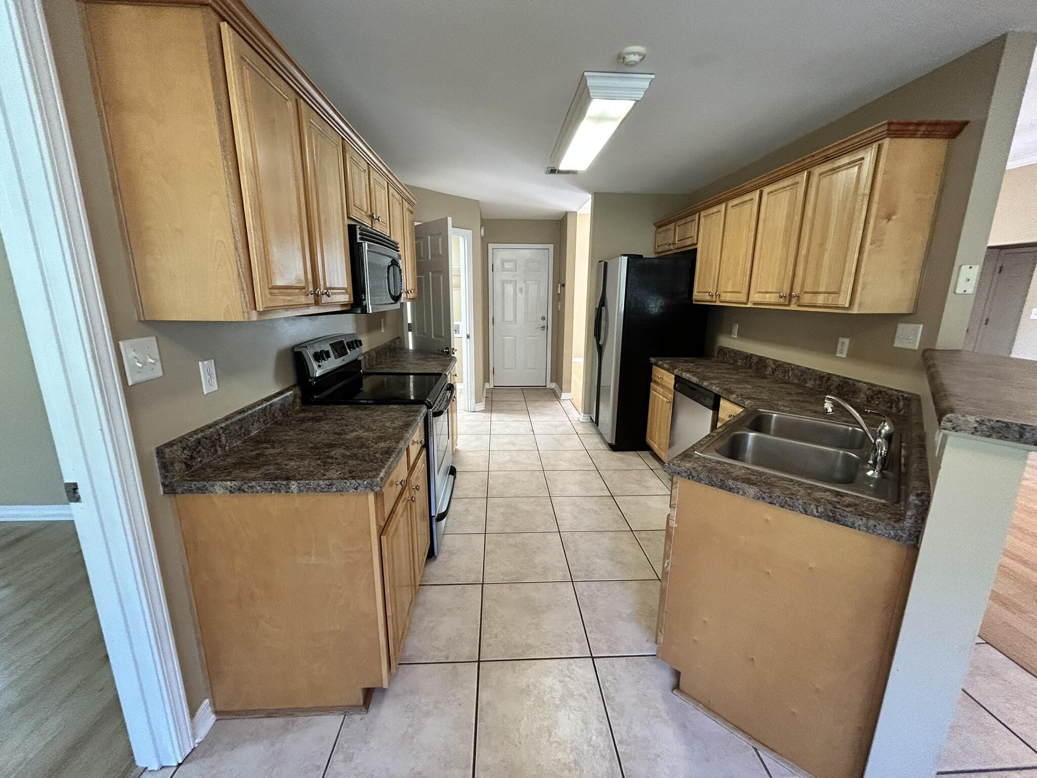 METES & BOUNDS - Residential Lease