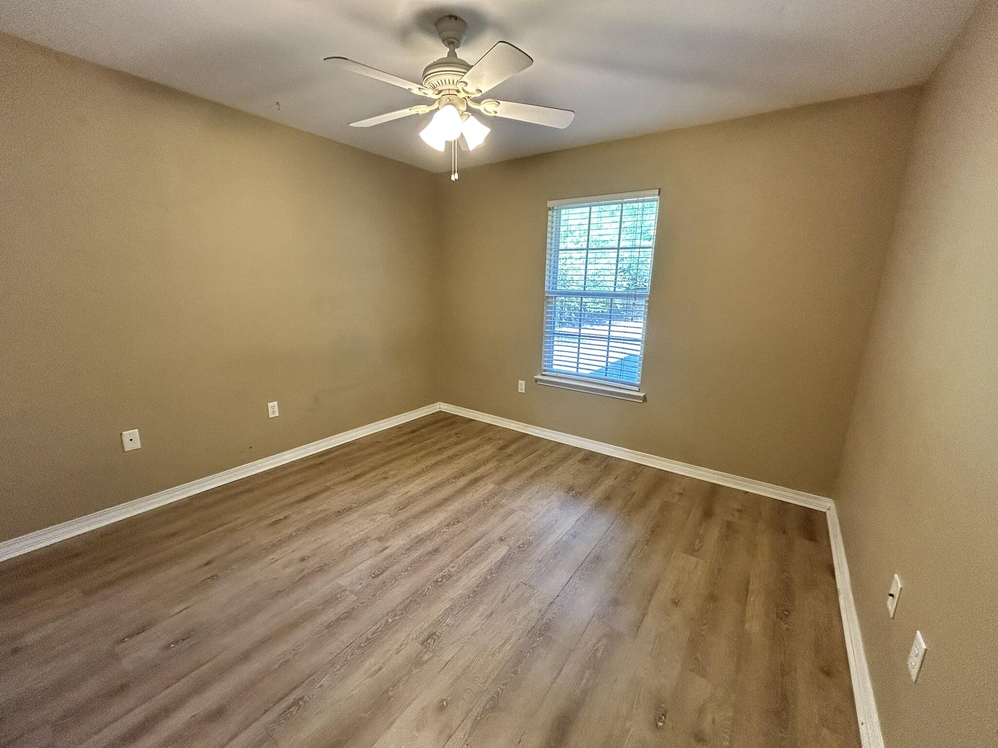 METES & BOUNDS - Residential Lease