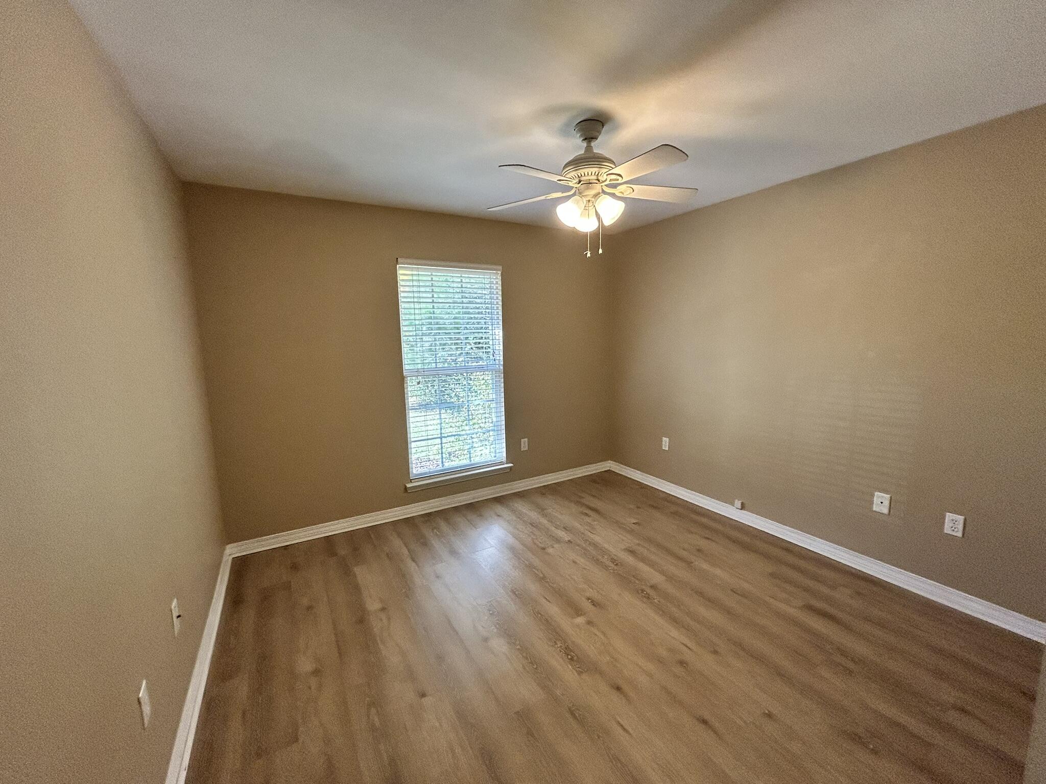 METES & BOUNDS - Residential Lease