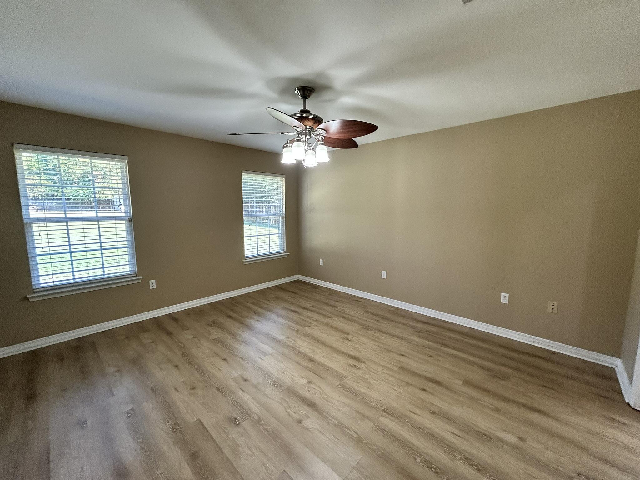 METES & BOUNDS - Residential Lease