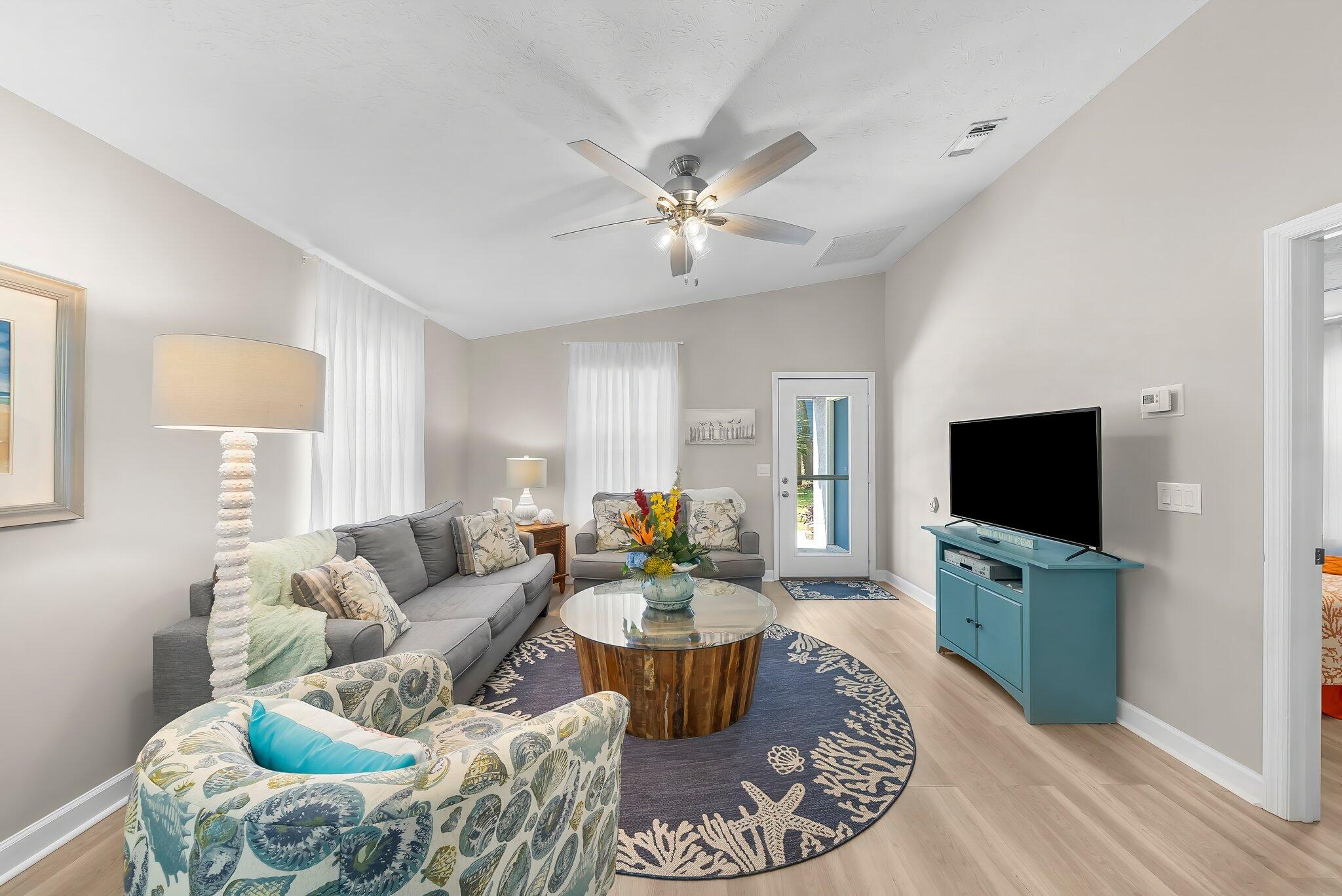 RIVIERA BEACH - Residential