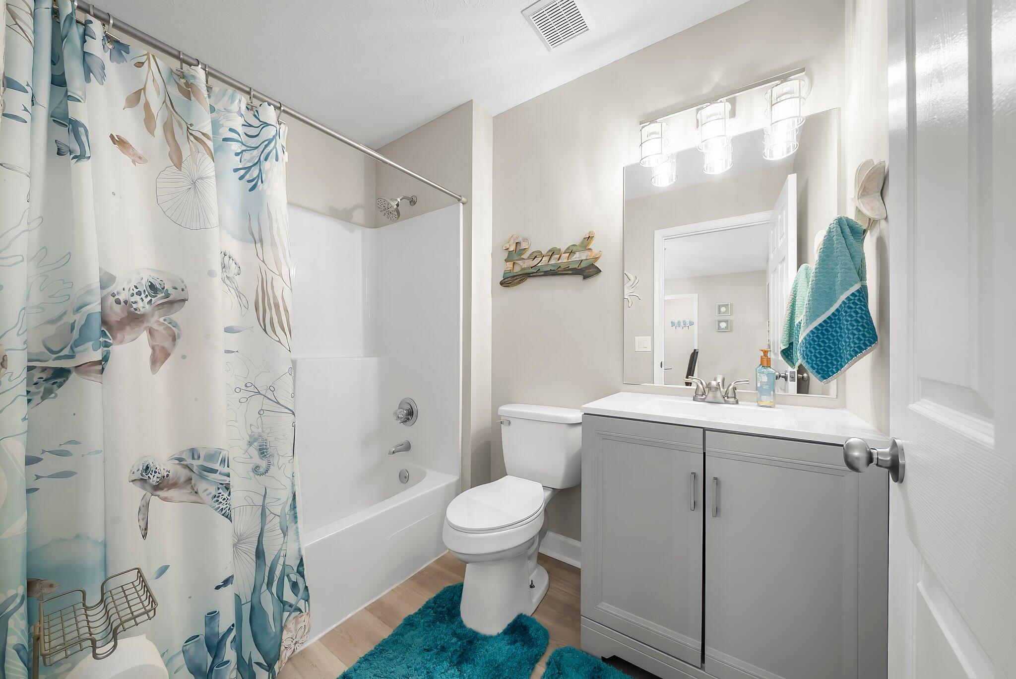 RIVIERA BEACH - Residential