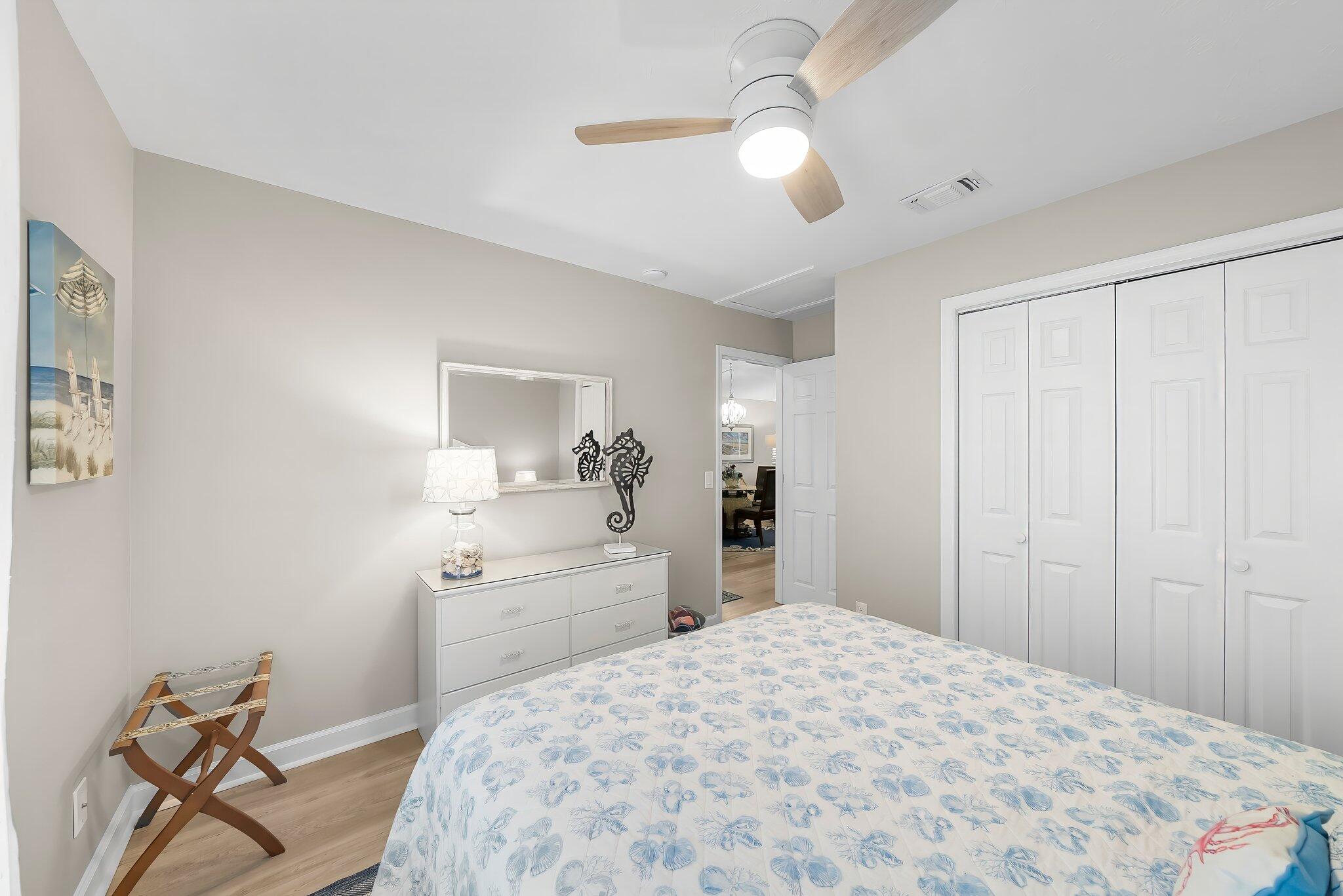 RIVIERA BEACH - Residential