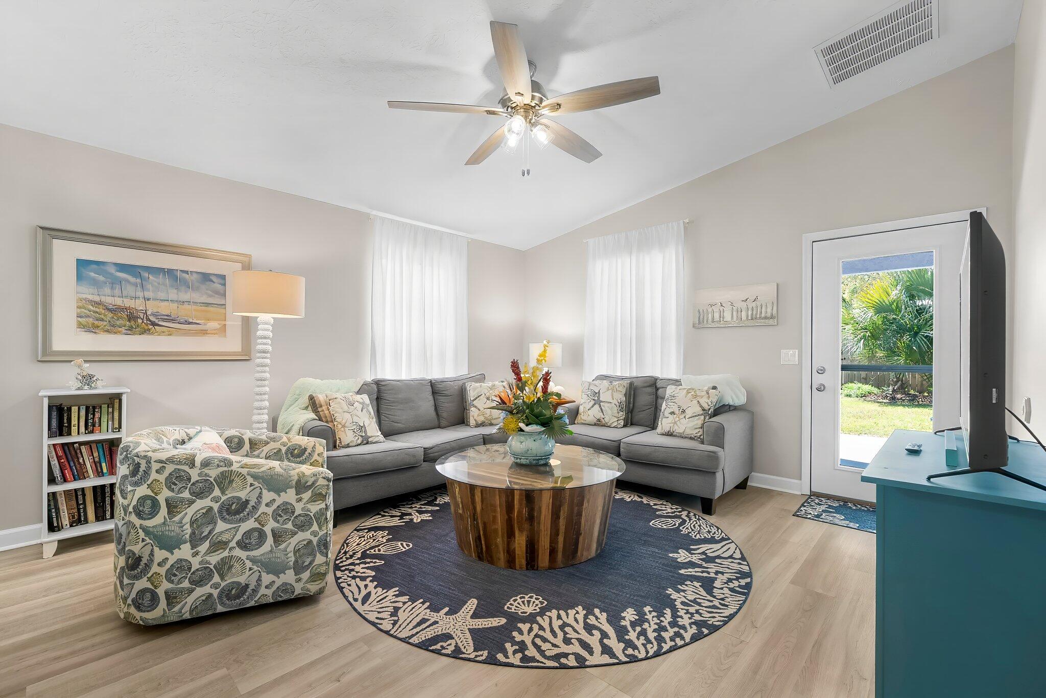 RIVIERA BEACH - Residential