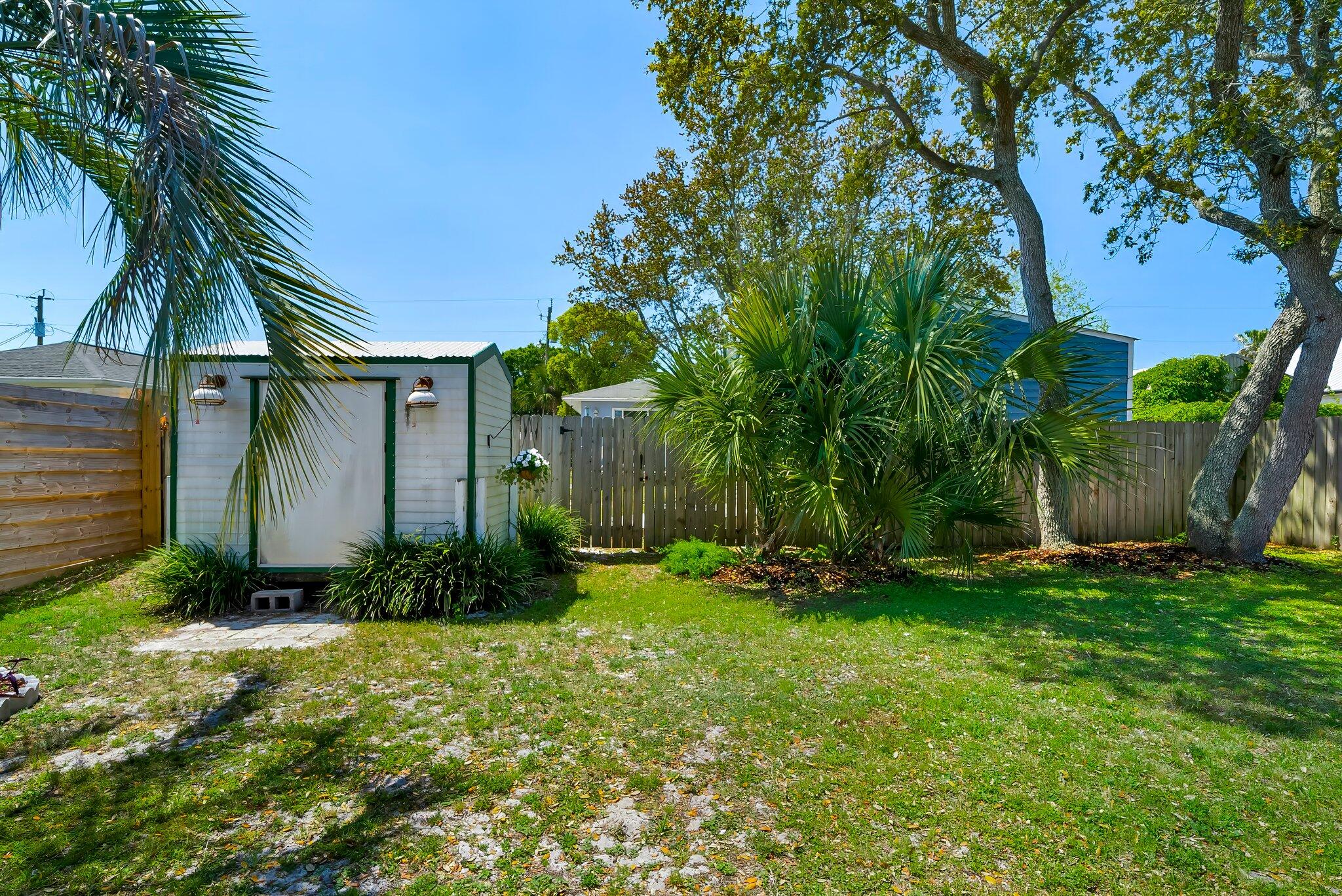 RIVIERA BEACH - Residential