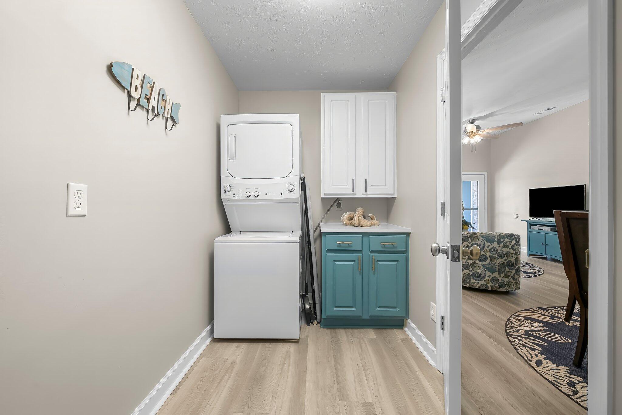 RIVIERA BEACH - Residential