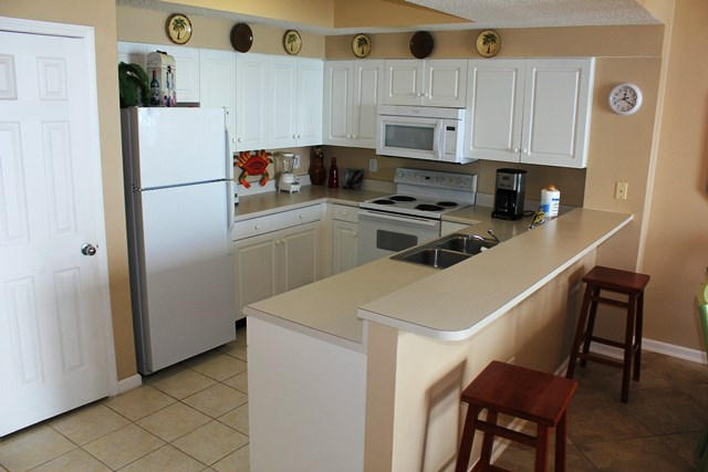 MAJESTIC SUN CONDOMINIUM - Residential