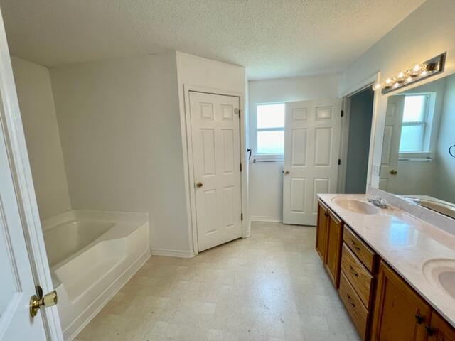 NORTHVIEW ESTATES 7TH ADDN - Residential