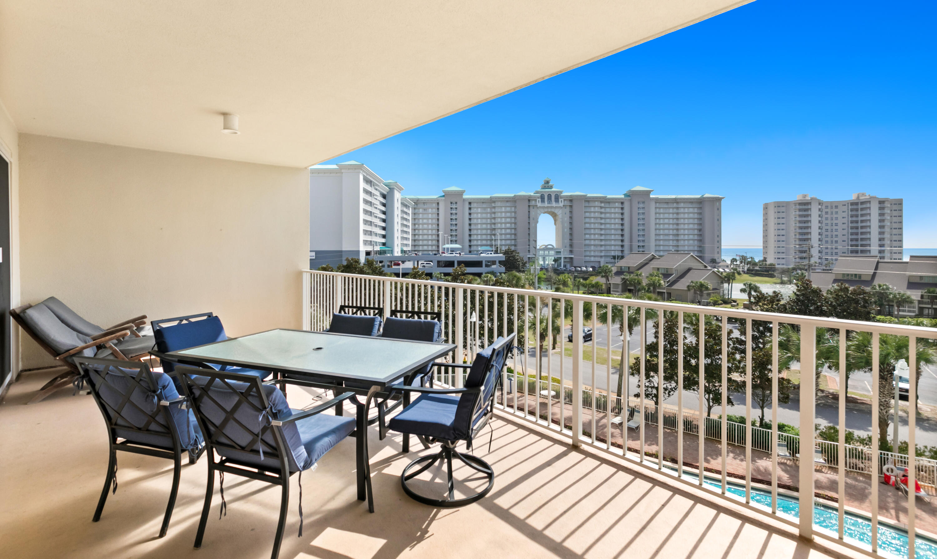 ARIEL DUNES II - Residential