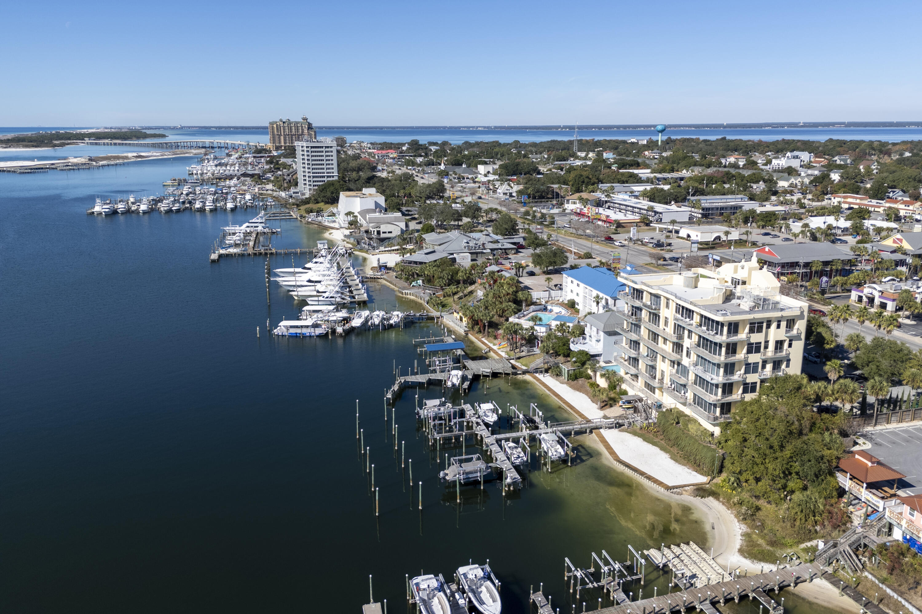 DESTIN HARBOR PLACE - Residential Lease