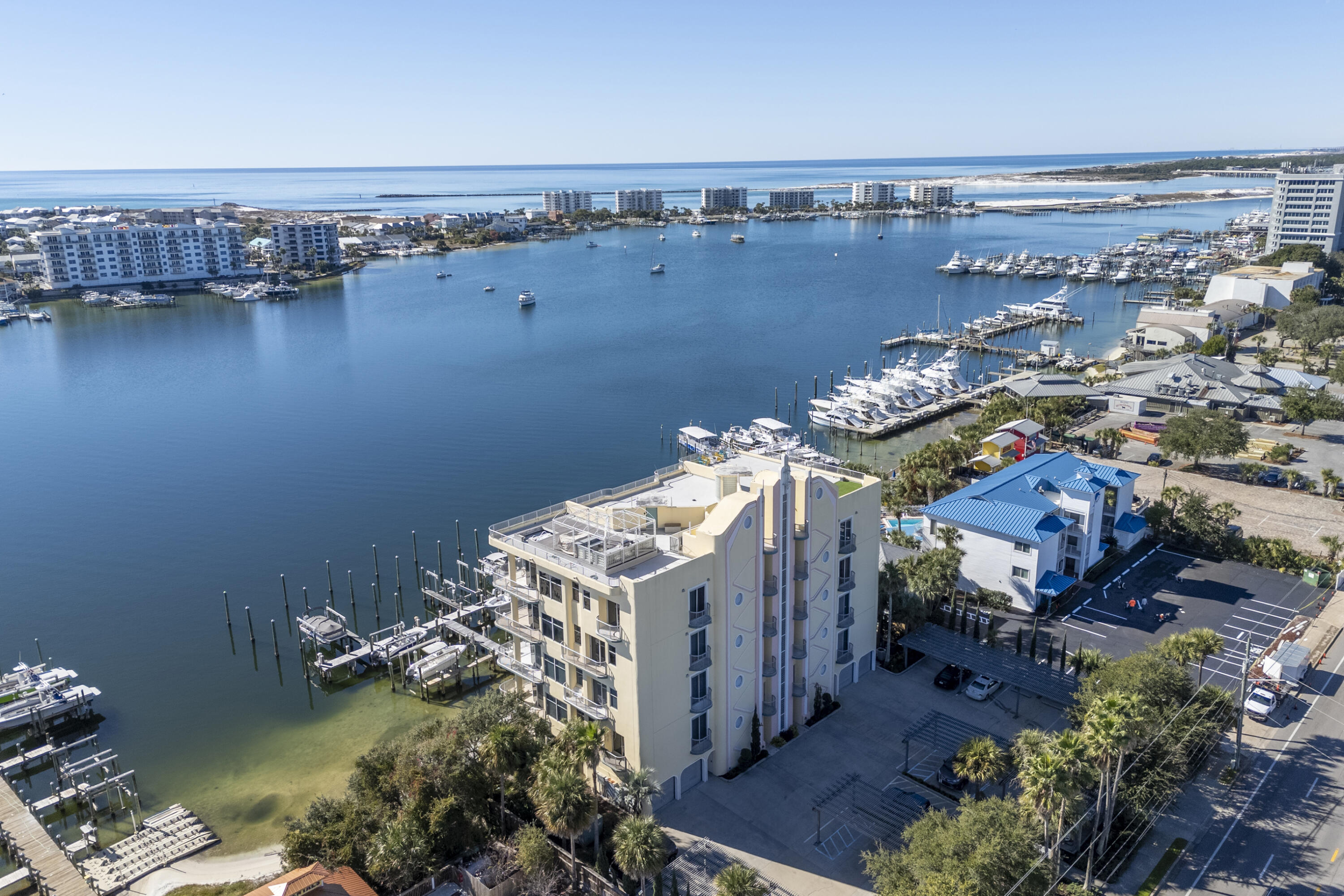 DESTIN HARBOR PLACE - Residential Lease