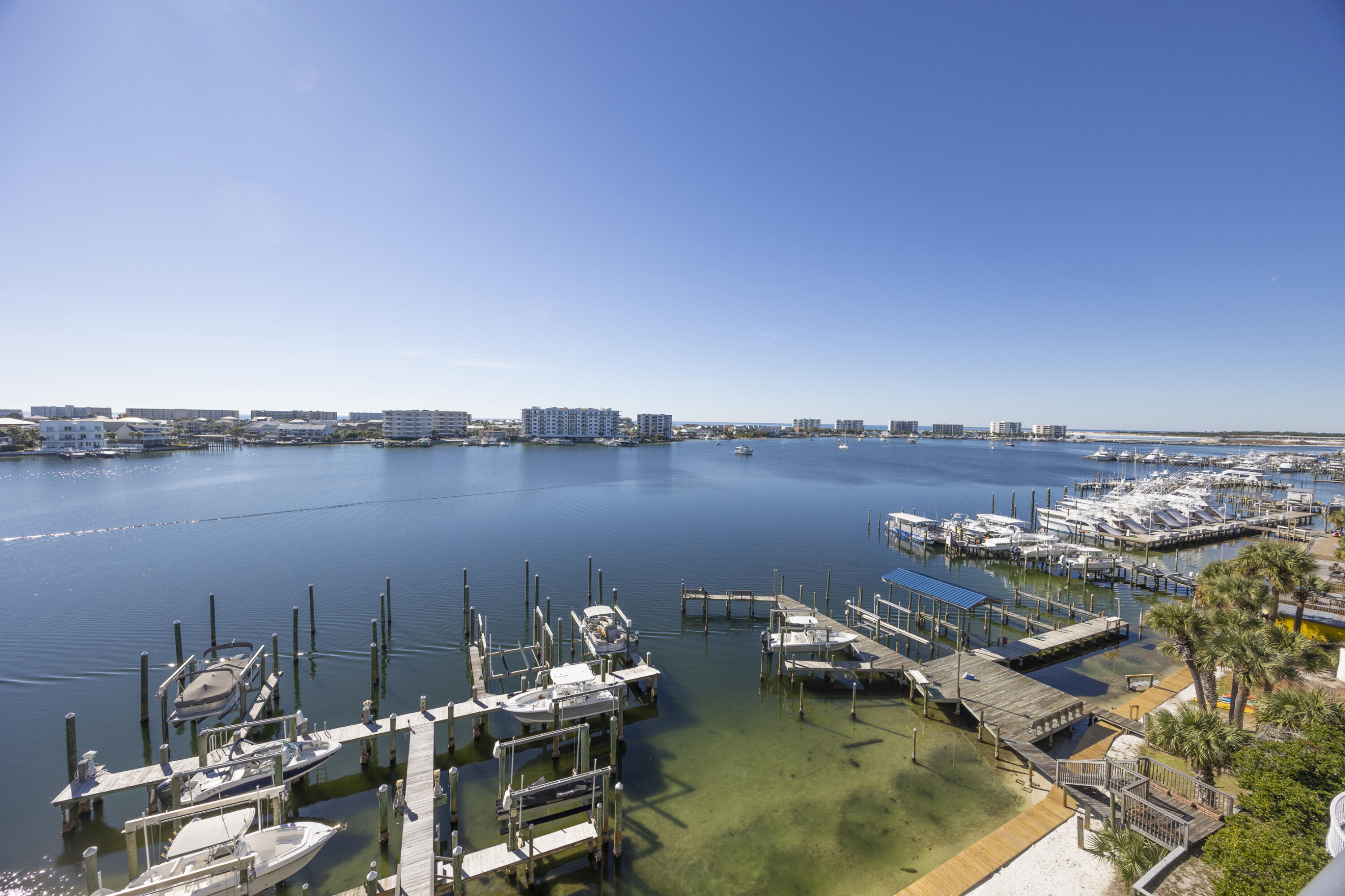 DESTIN HARBOR PLACE - Residential Lease