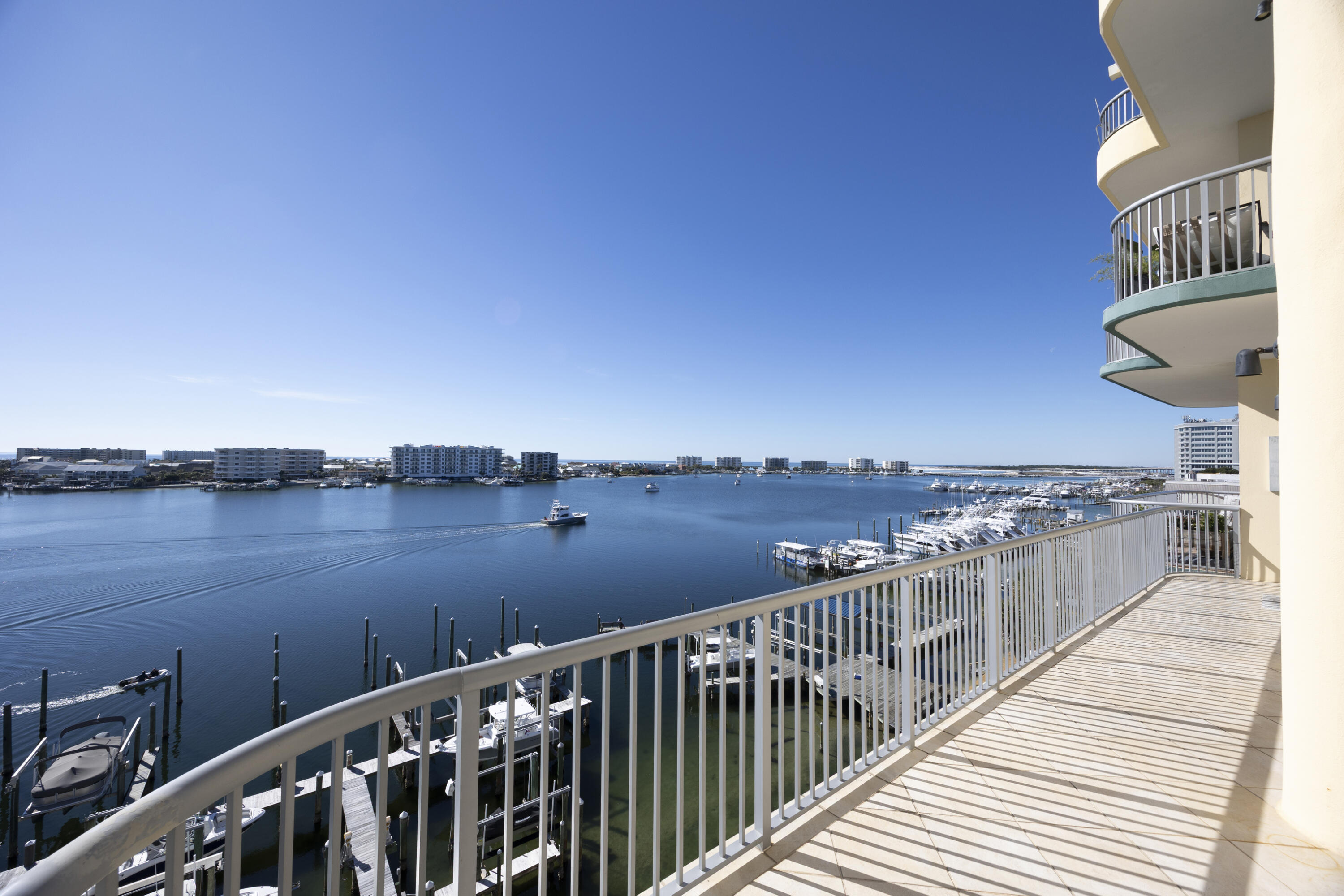 DESTIN HARBOR PLACE - Residential Lease