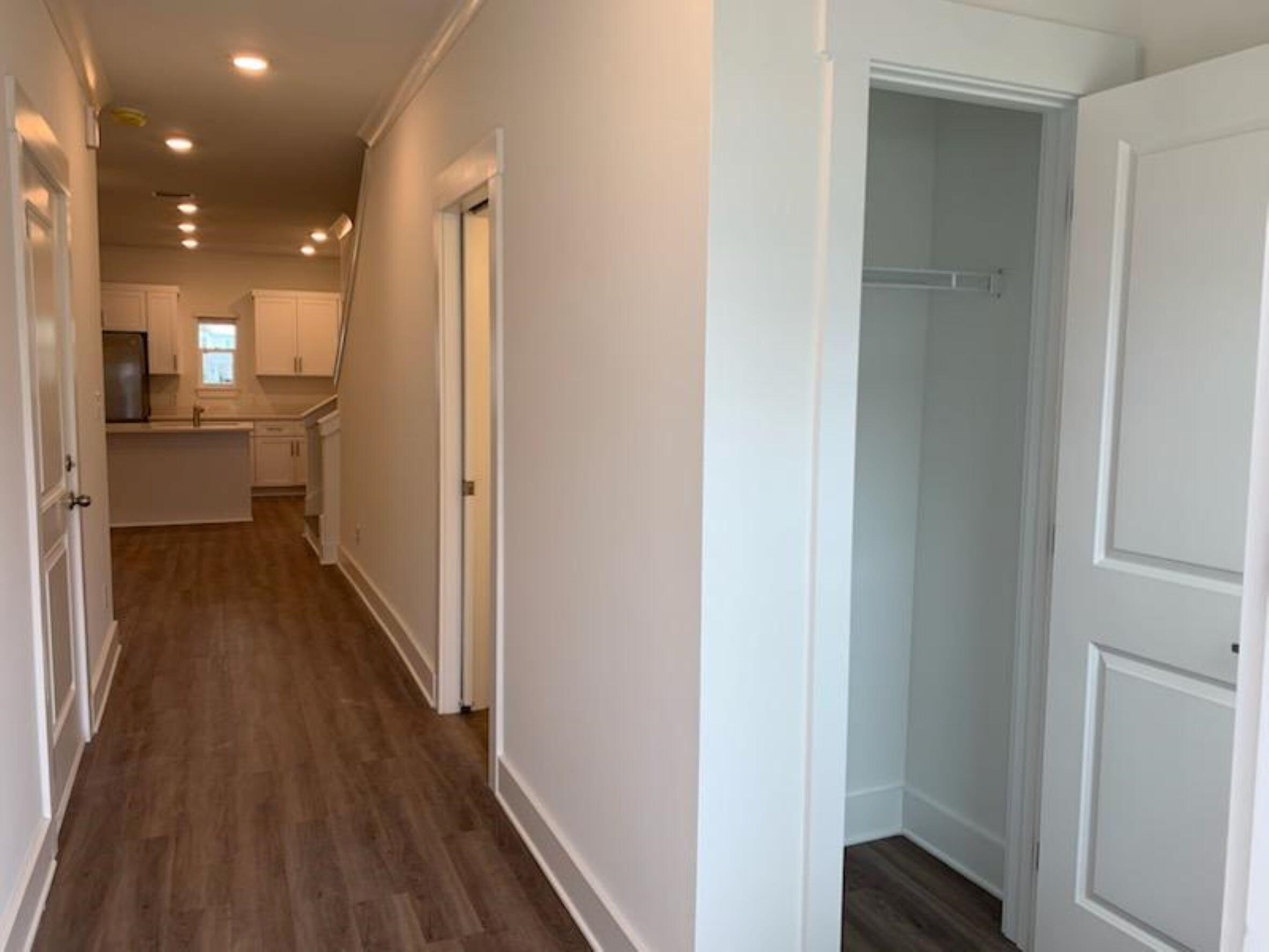 VERANDAS AT FREEPORT - Residential Lease