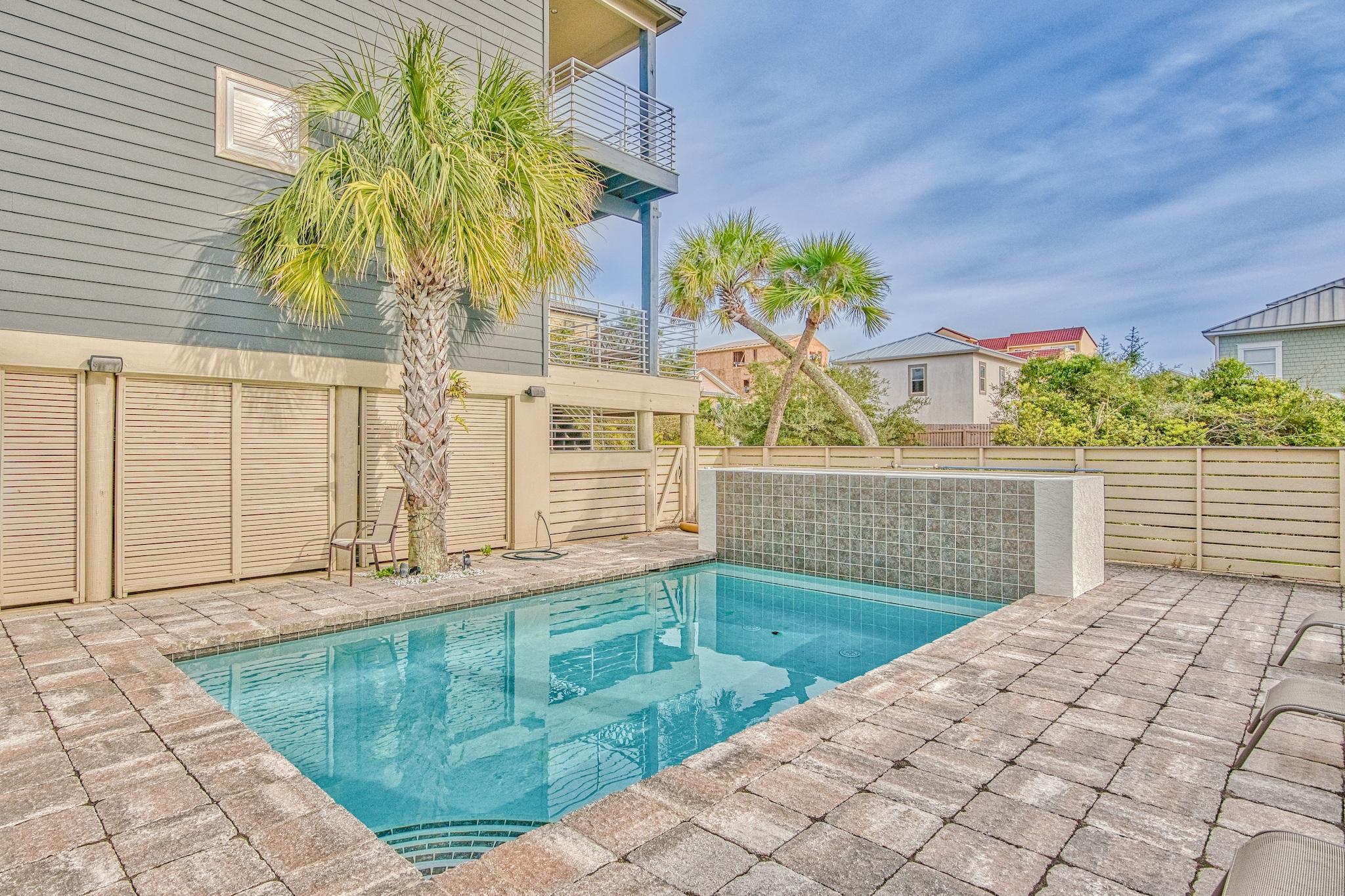 SNOW DRIFT BEACH - Residential