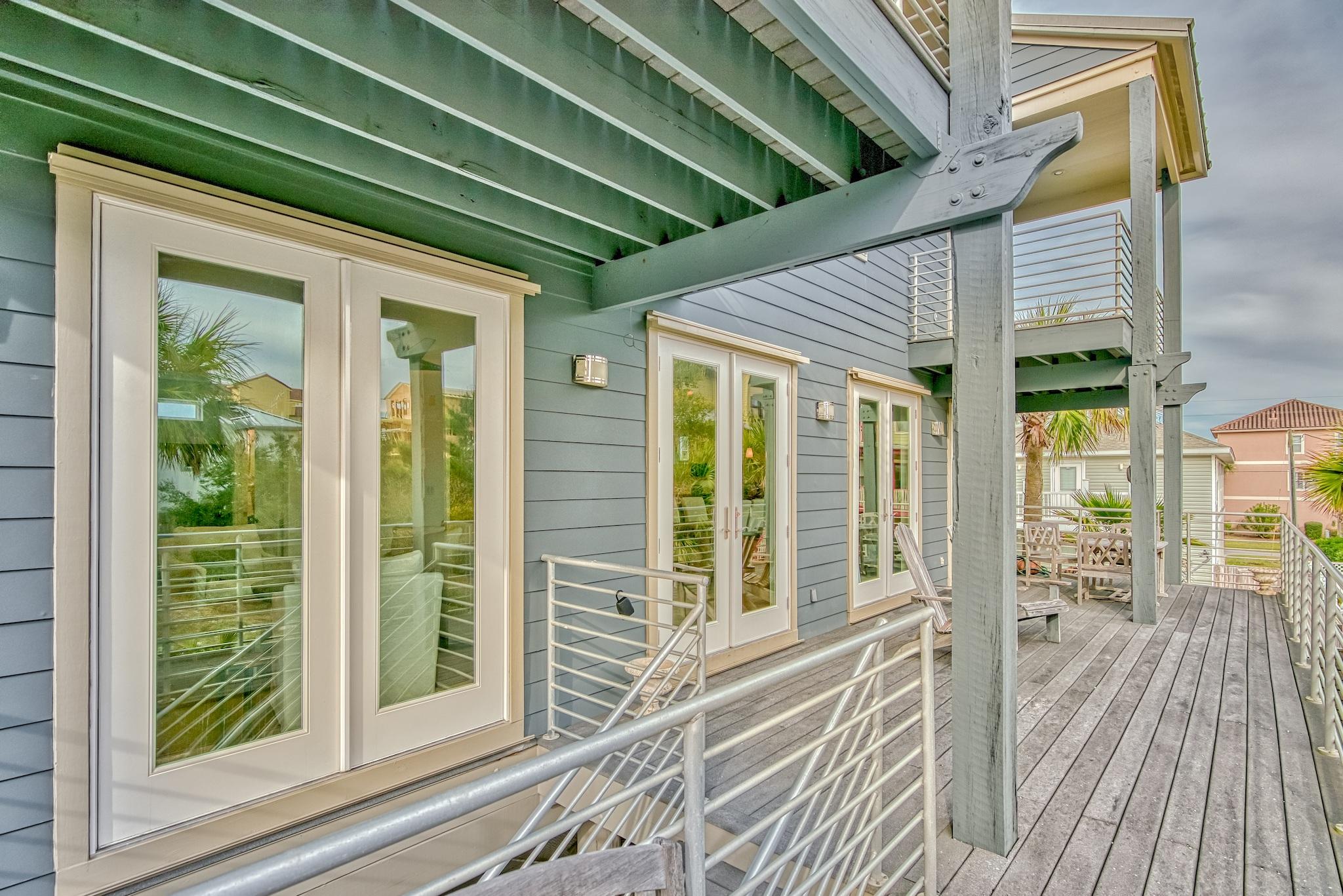 SNOW DRIFT BEACH - Residential