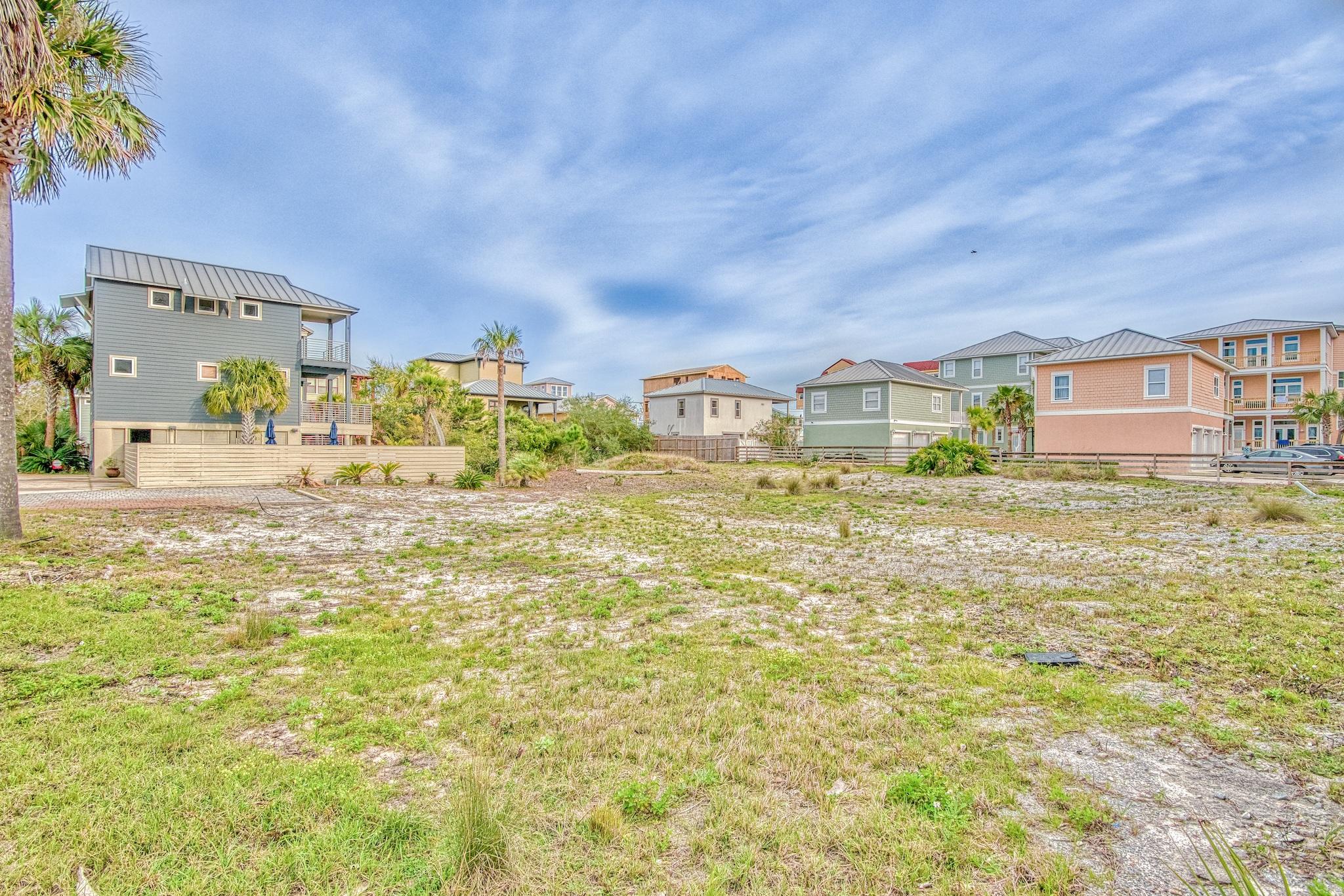 SNOW DRIFT BEACH - Residential