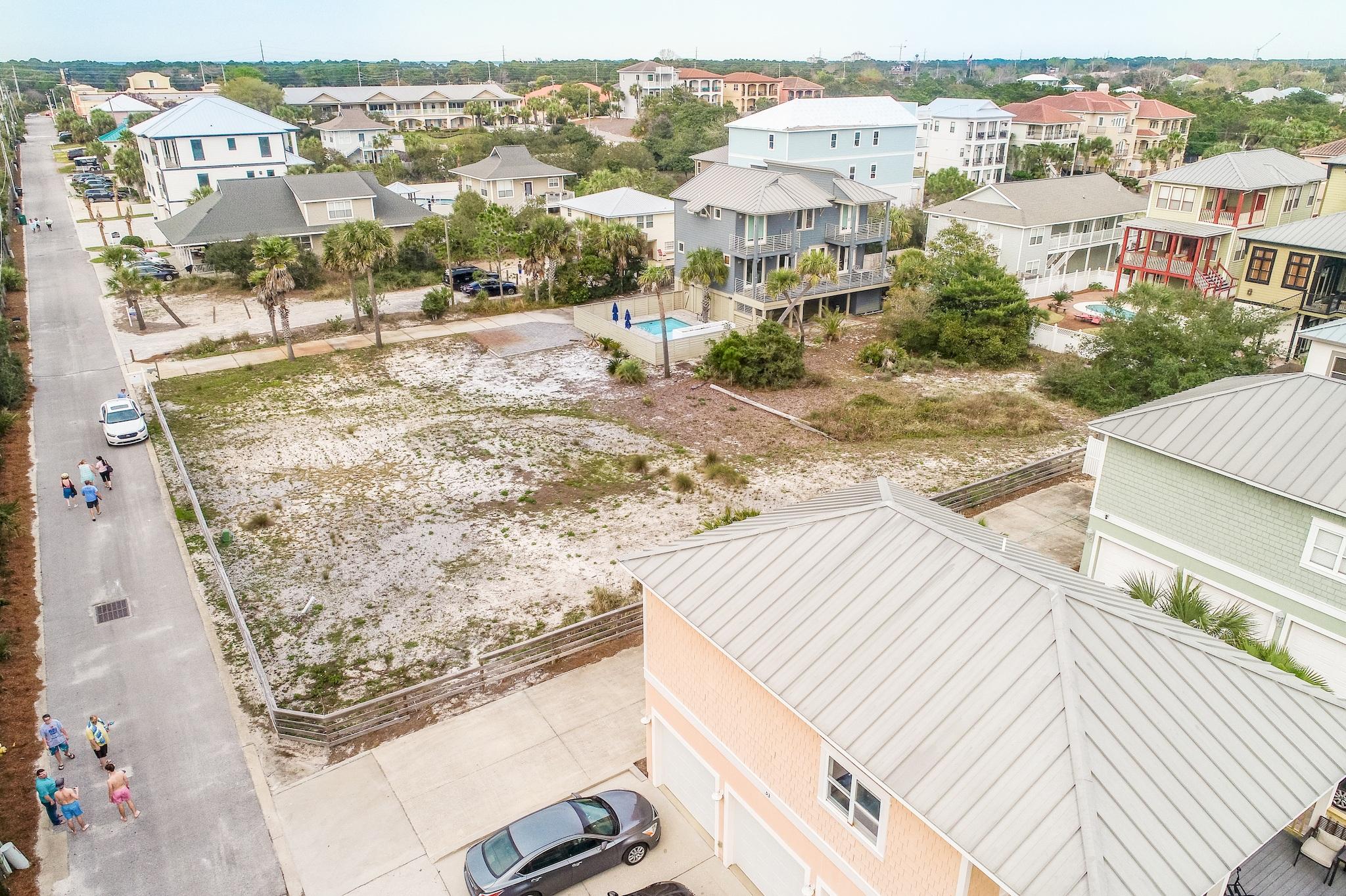 SNOW DRIFT BEACH - Residential