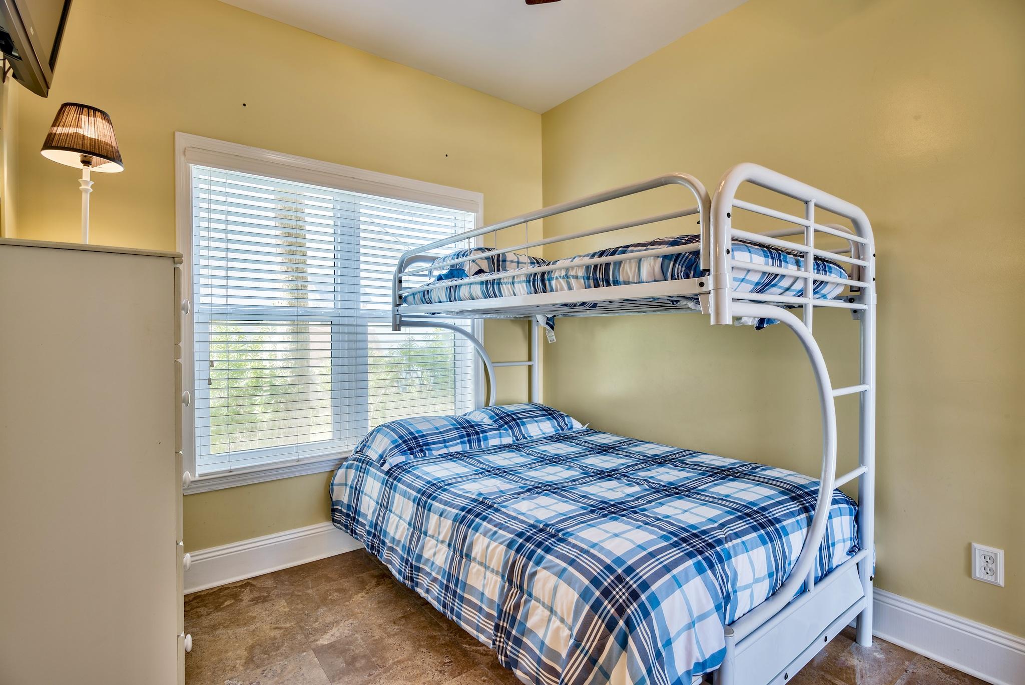 VILLAGE AT BLUE MOUNTAIN BEACH - Residential