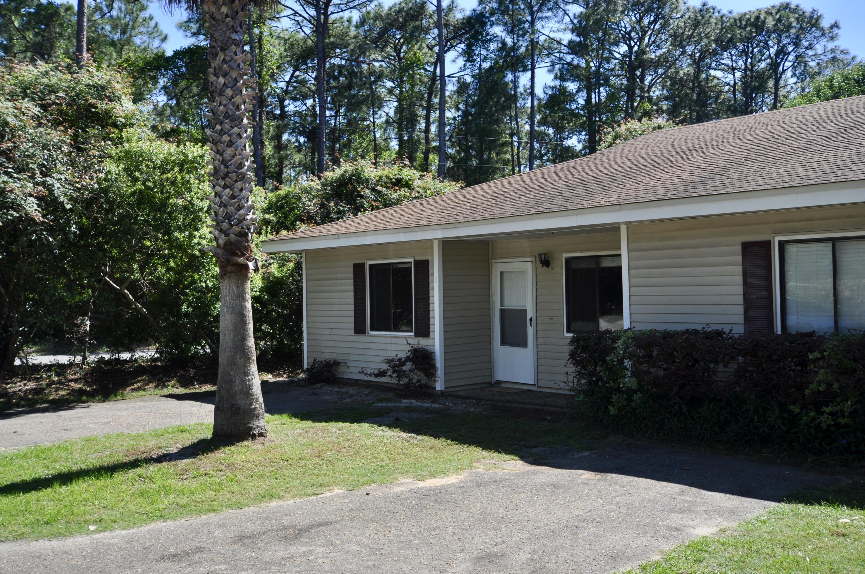 Offering a 2 bedroom 2 full bath with a laundry room and front and back patio. This is an end unit, with tile throughout and granite in the kitchen, new stove. Owner is ready to sell!