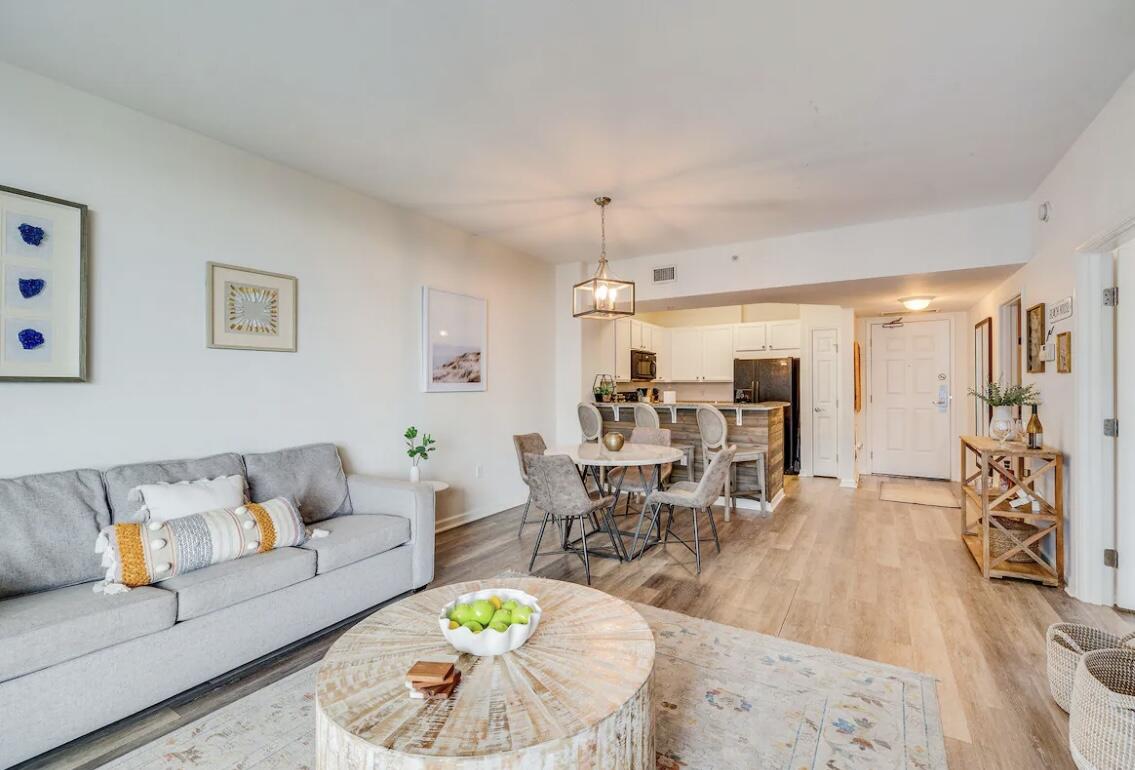 THE PALMS OF DESTIN - Residential